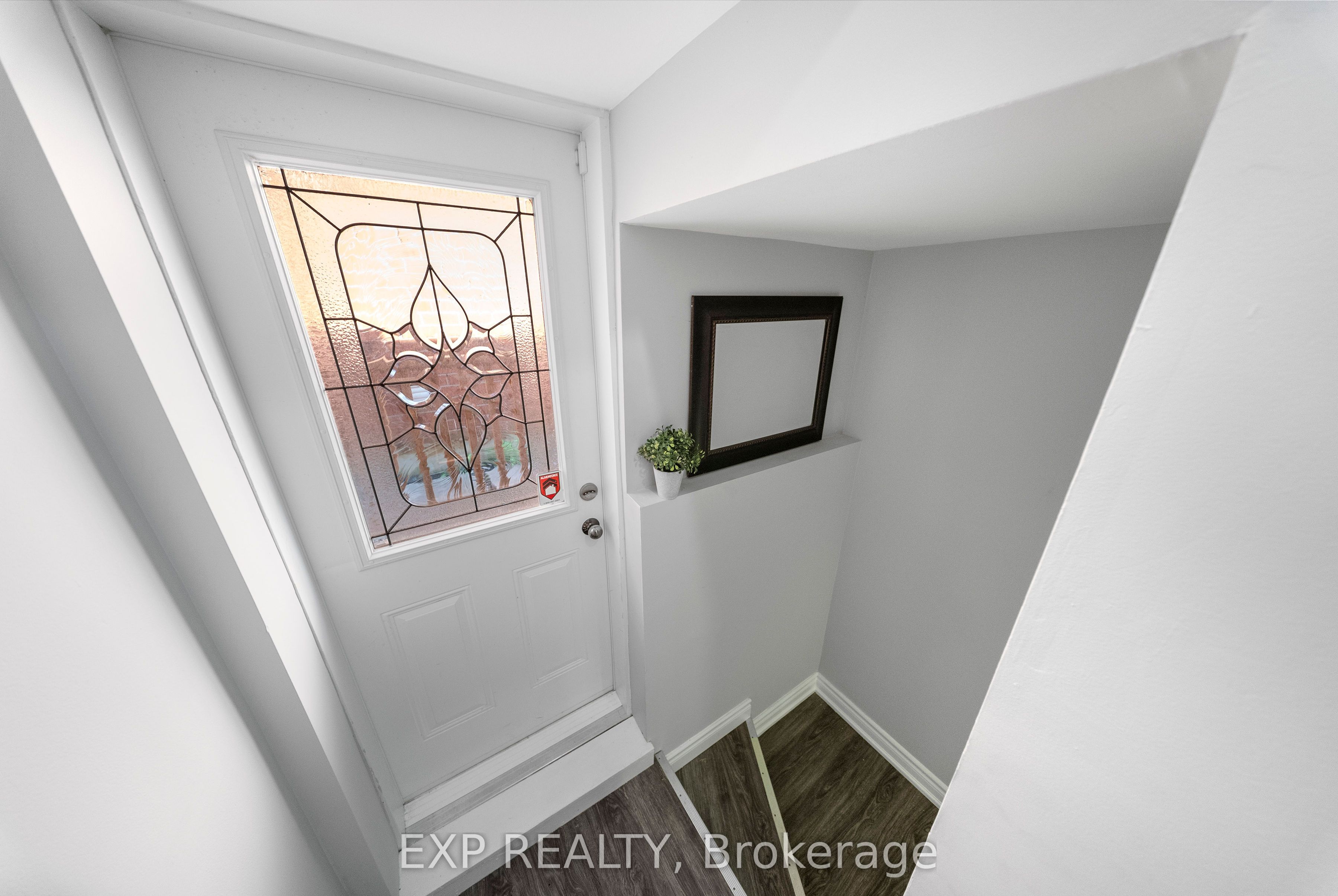 42 Fieldnest Crescent Property Photo 22