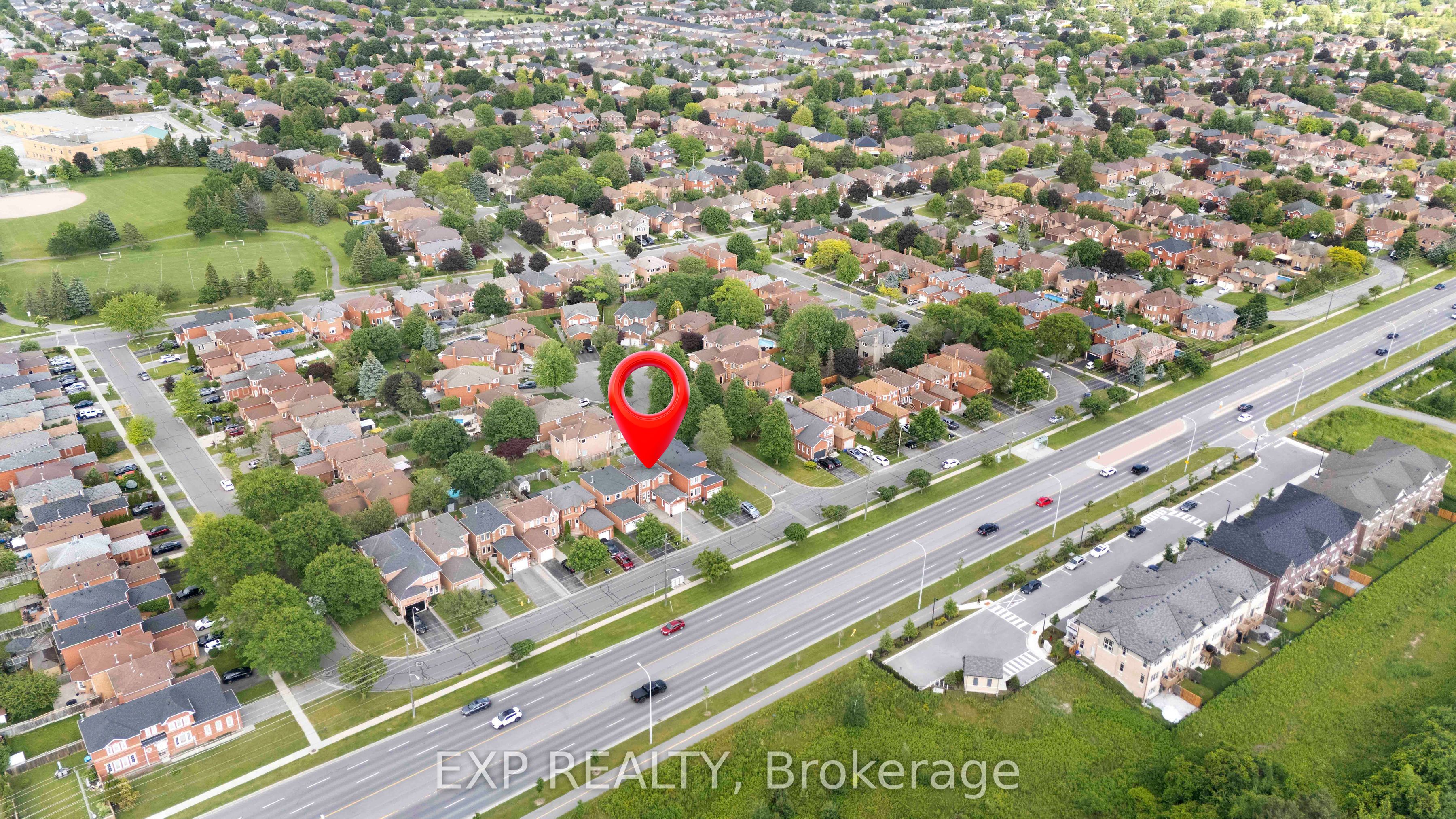 42 Fieldnest Crescent Property Photo 28
