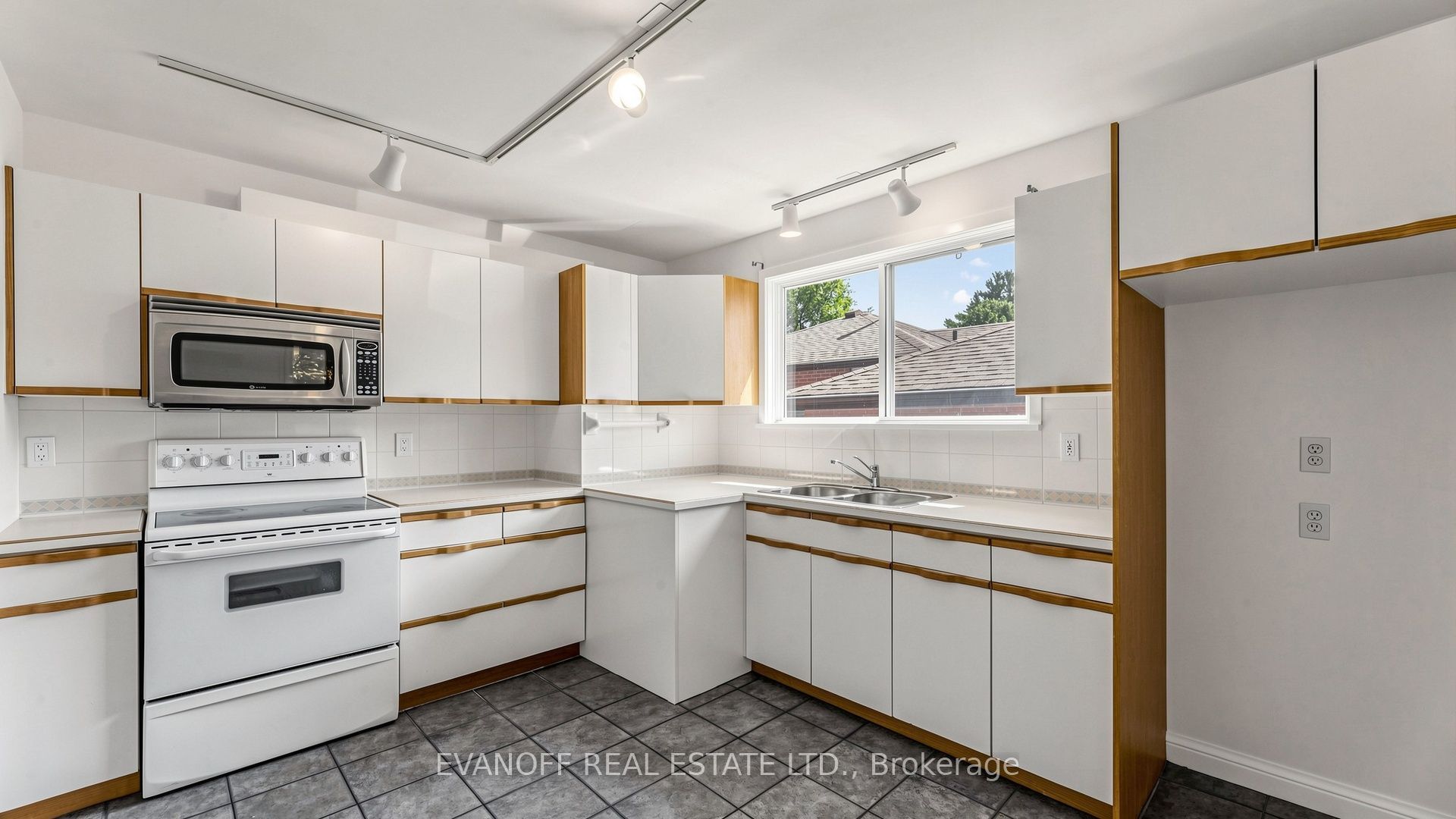 23 Earswick Drive Property Photo 13