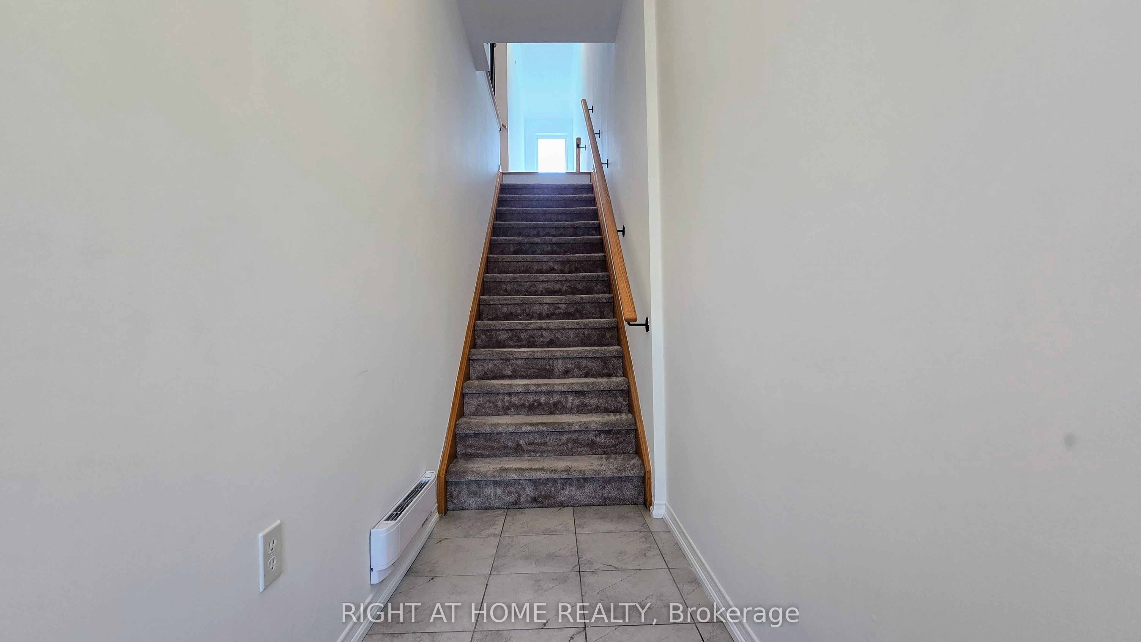 2358 Chevron Prince Path 341 Property Photo 4