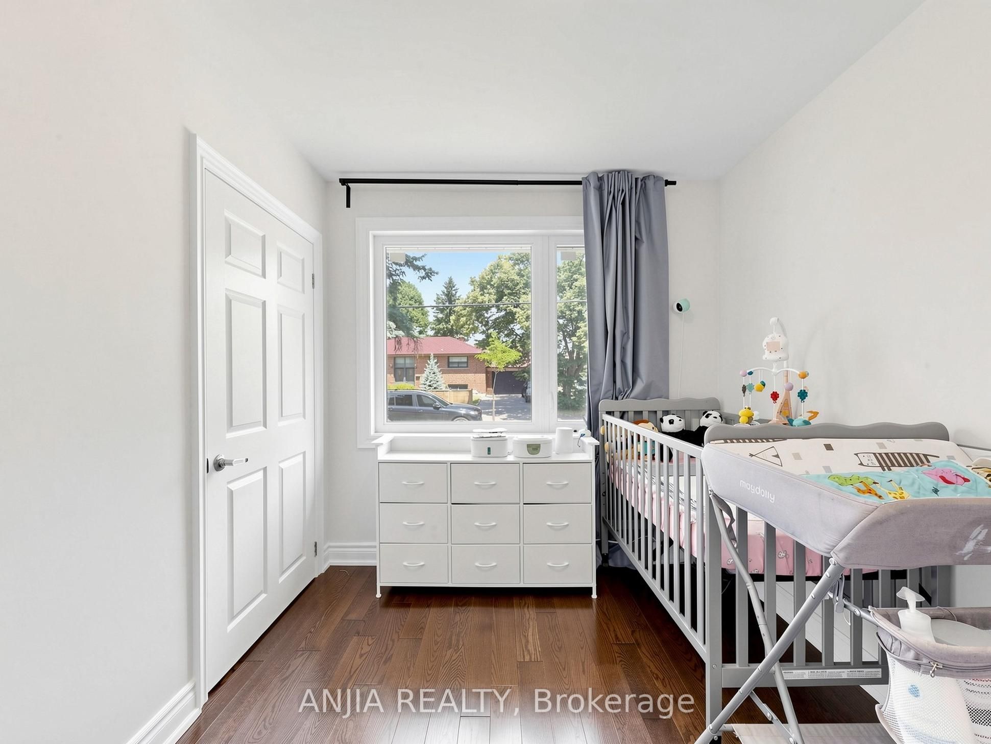 8 Applefield Drive Property Photo 31