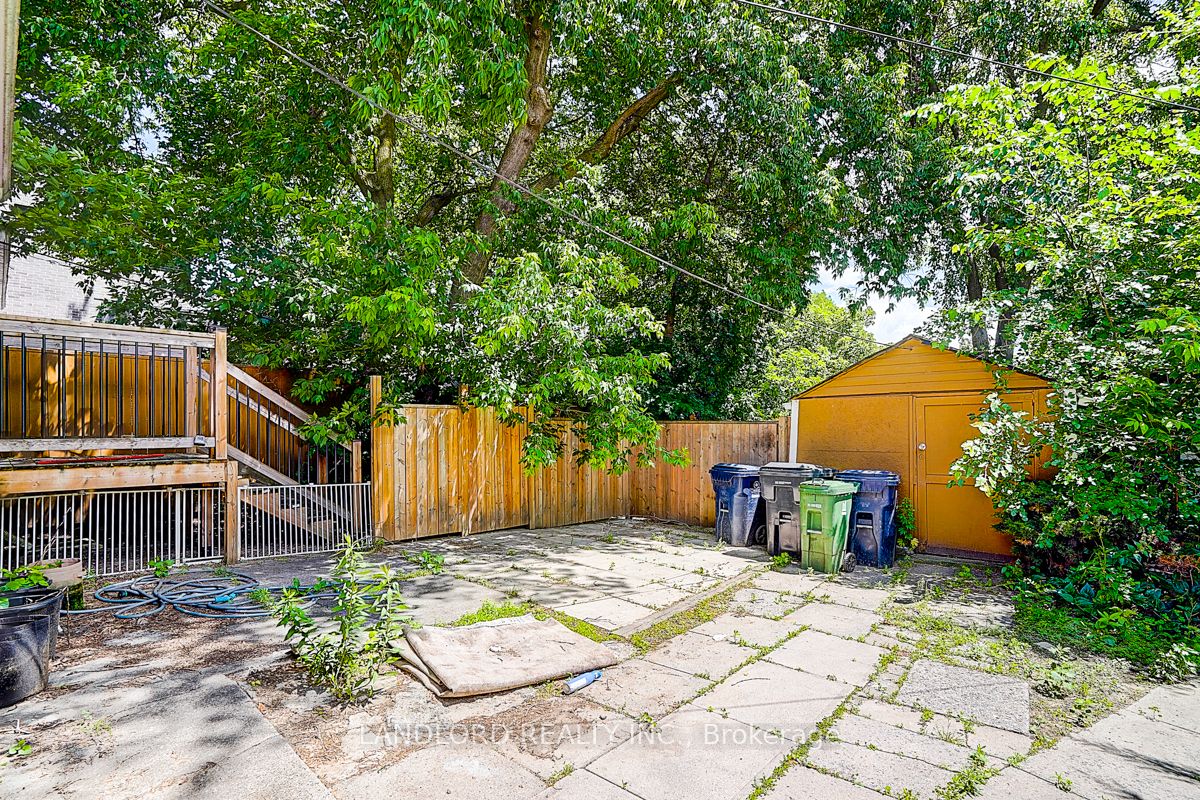 79 O'connor Drive Lower Property Photo 6
