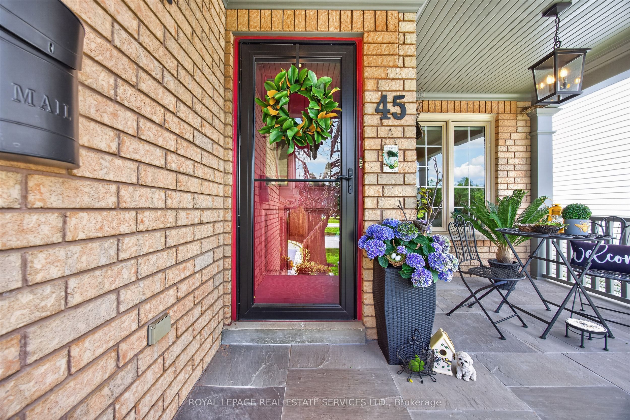 45 Rosemarie Crescent Property Photo 3