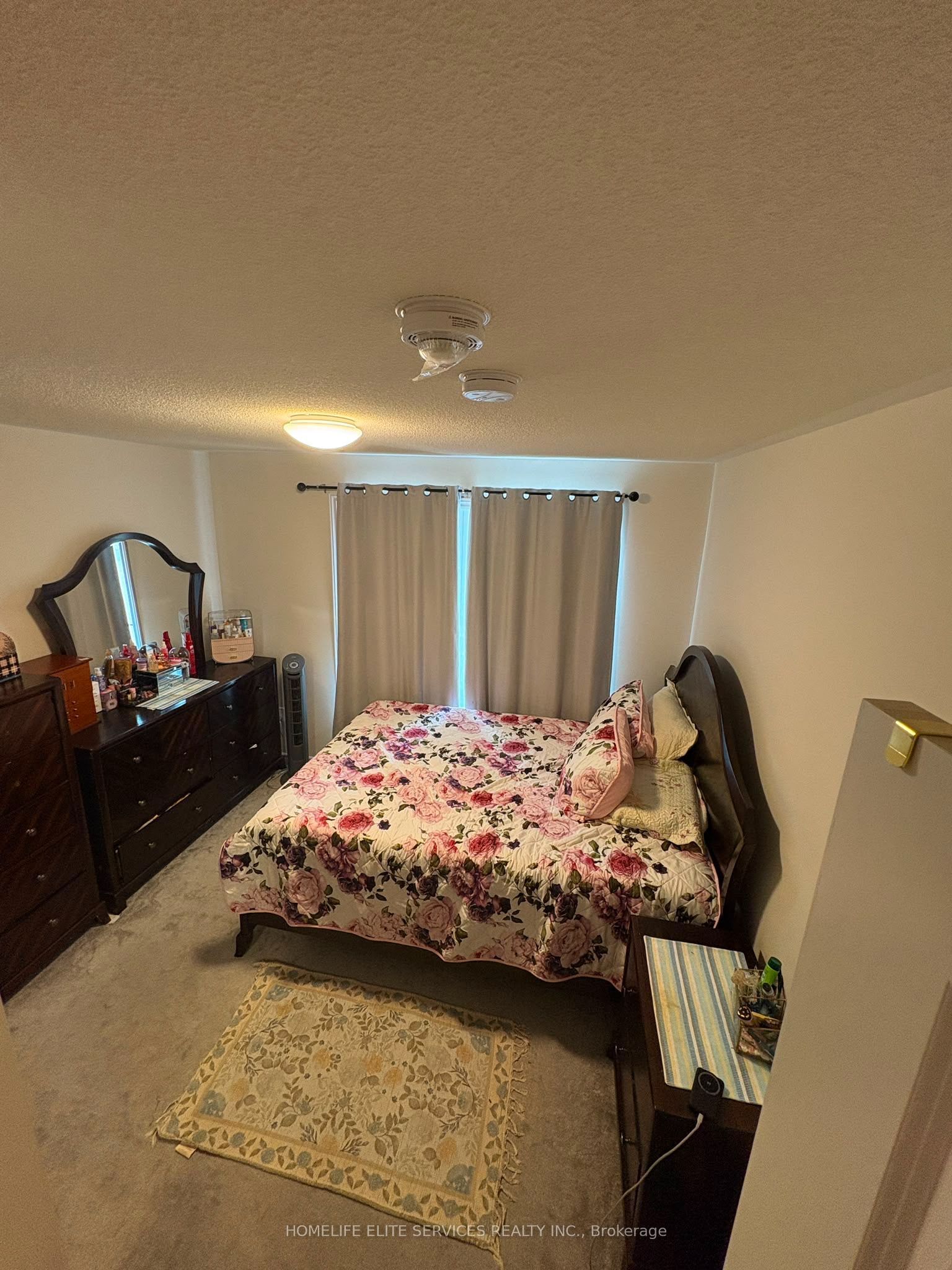 485 Beresford Path Property Photo 4
