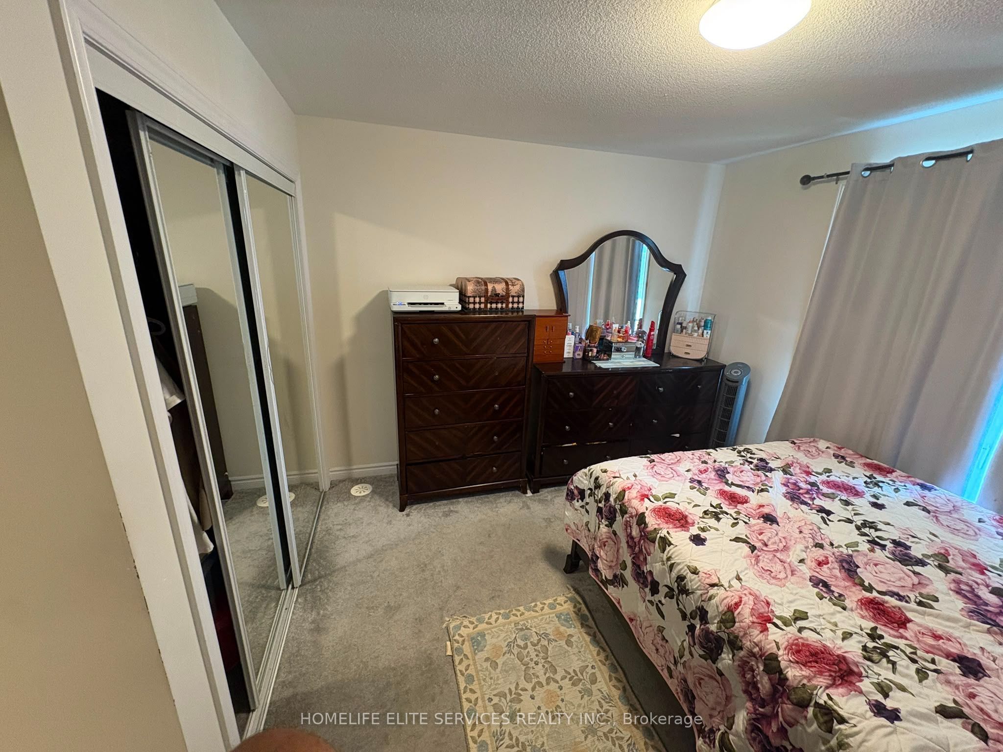 485 Beresford Path Property Photo 8