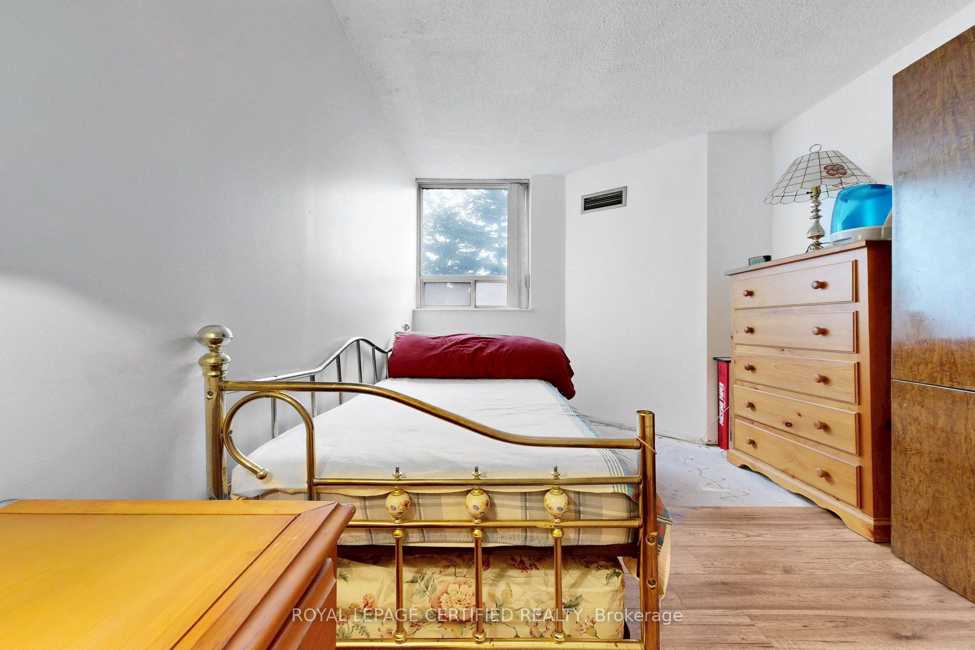 2460 Eglinton Avenue E 201 Property Photo 17