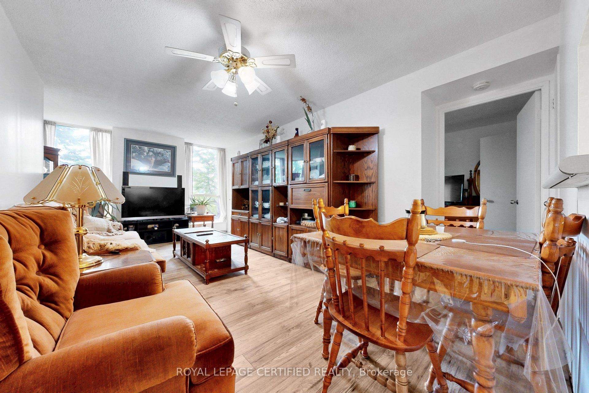 2460 Eglinton Avenue E 201 Property Photo 19