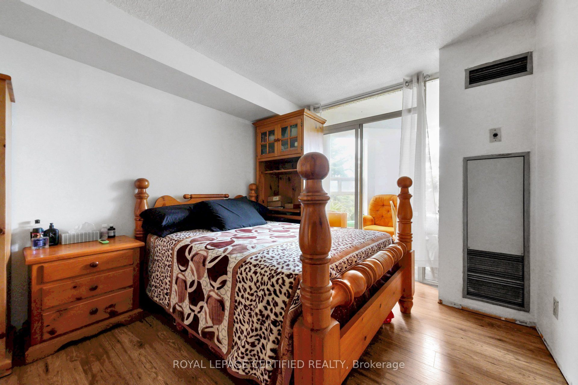 2460 Eglinton Avenue E 201 Property Photo 31