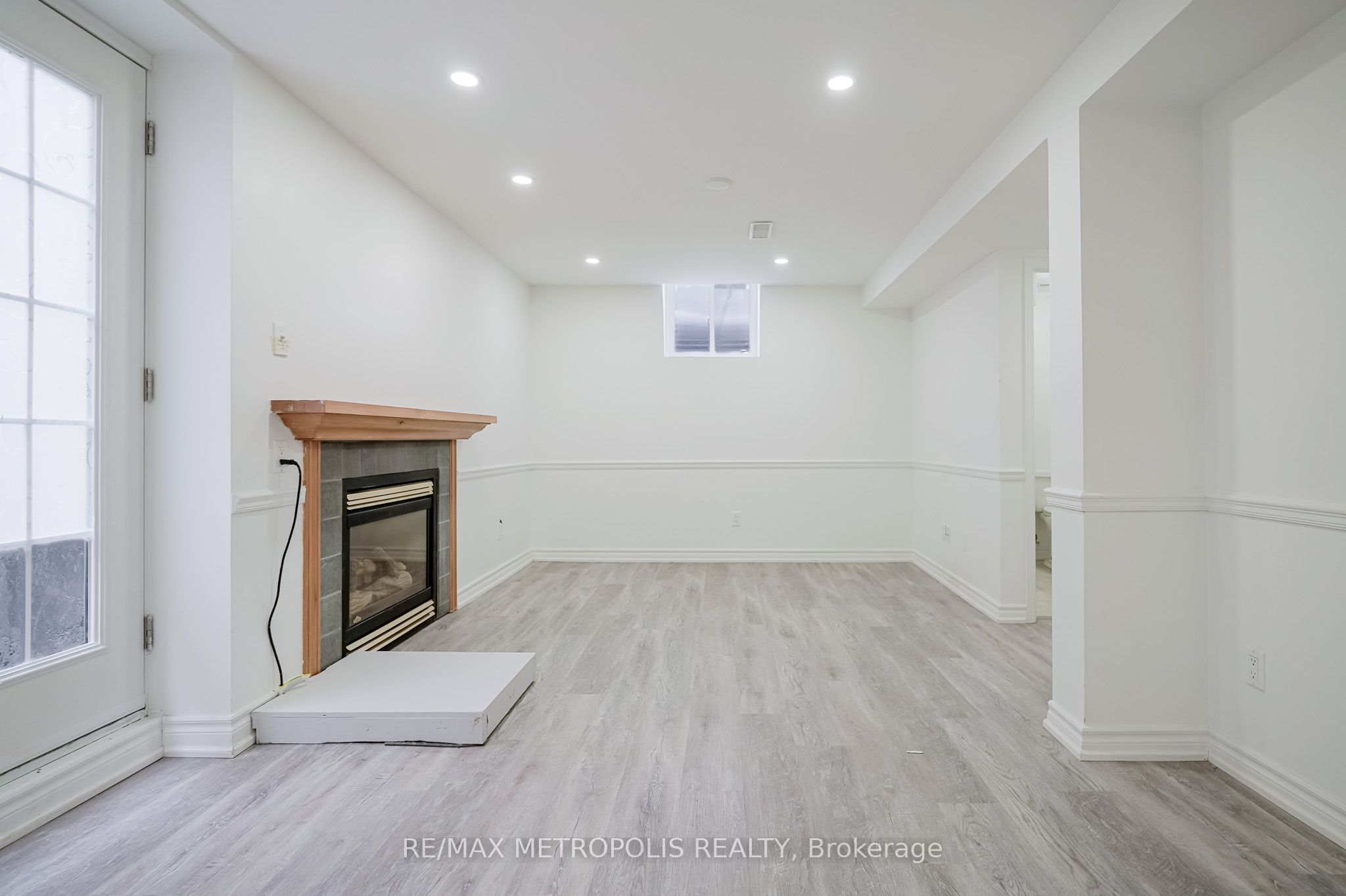 570 Springview Drive Bsmt Property Photo 7