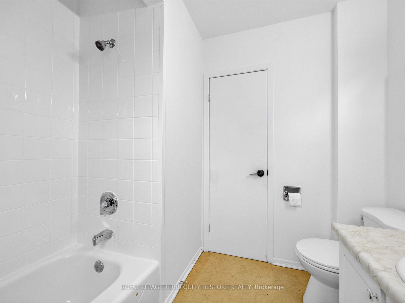 9 Midcroft Drive Property Photo 21