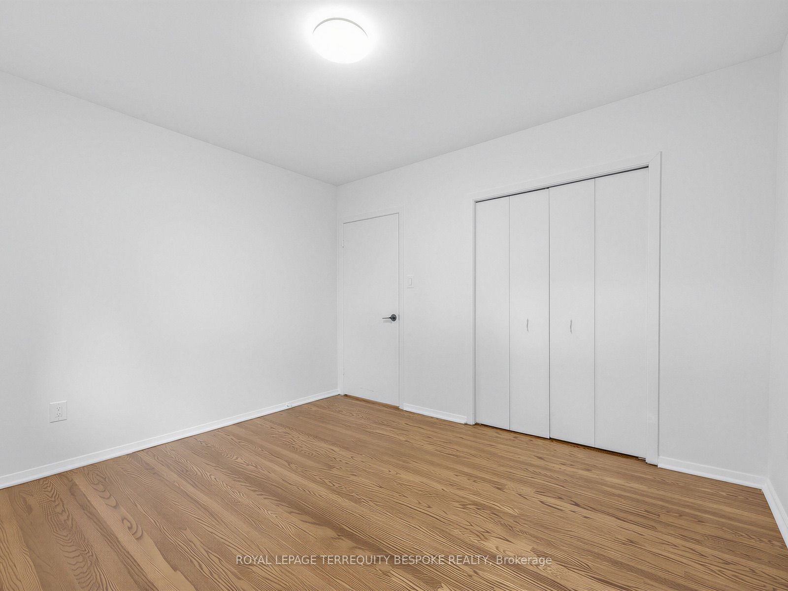 9 Midcroft Drive Property Photo 25