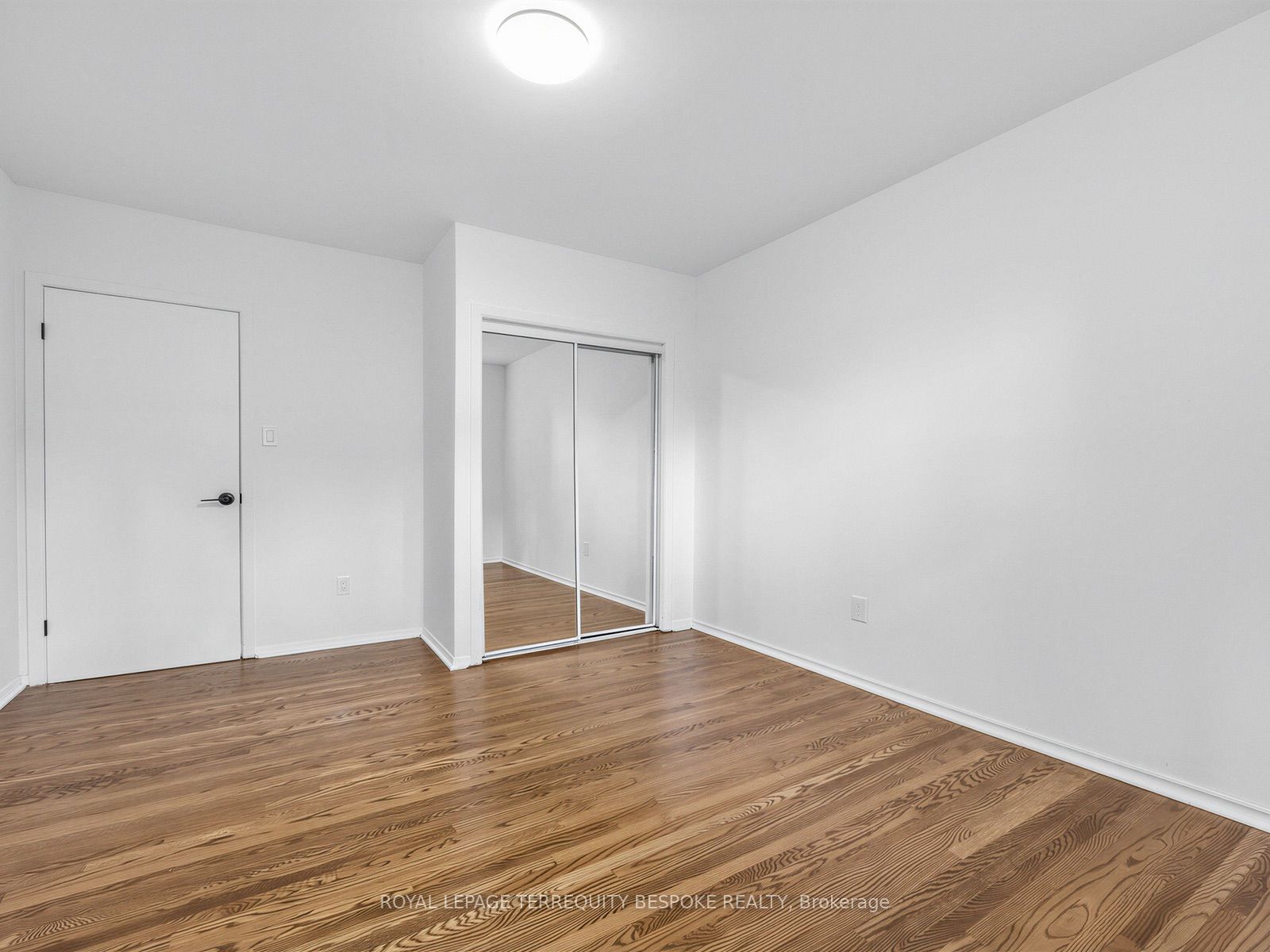 9 Midcroft Drive Property Photo 29