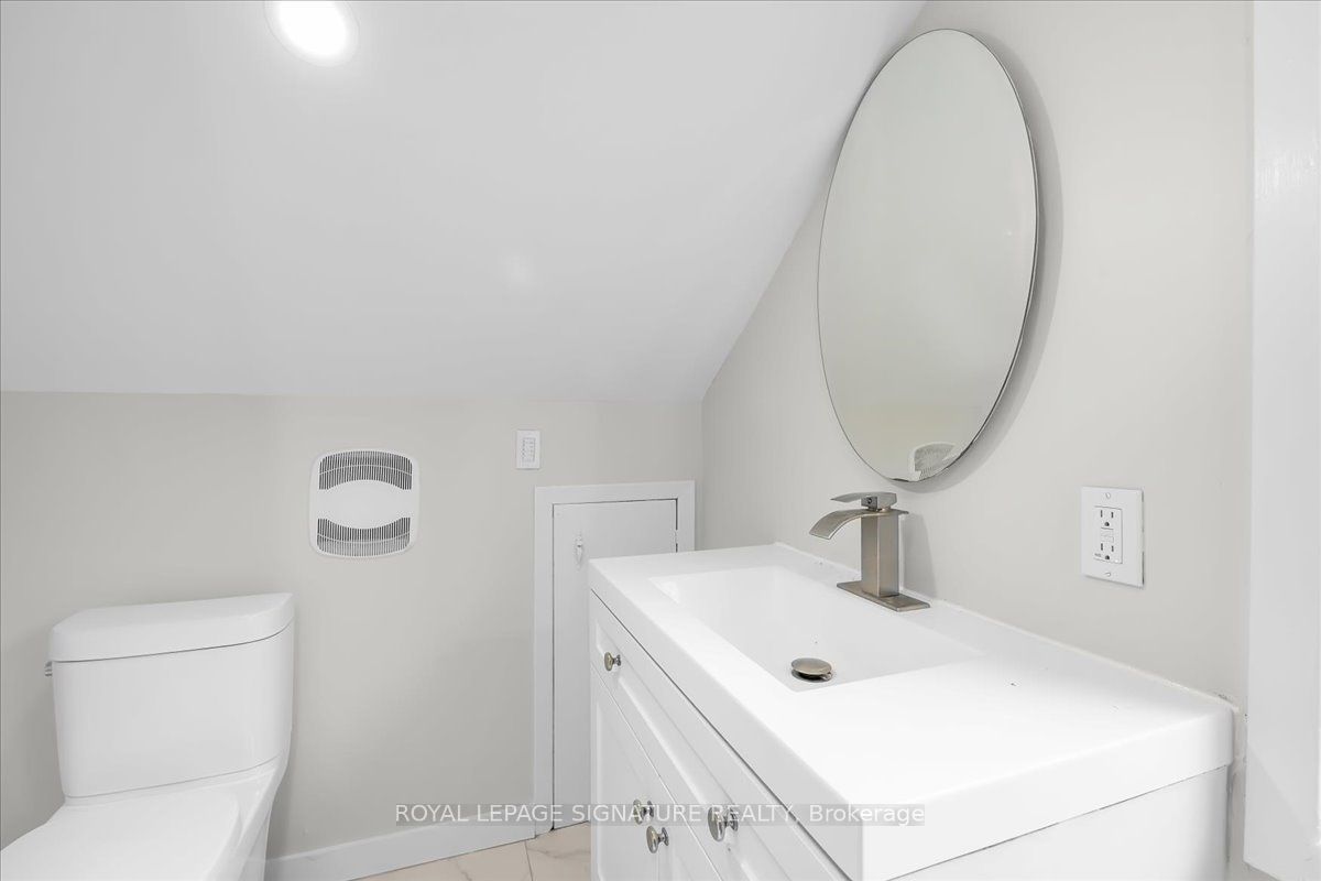 195 Park Road S Property Photo 20