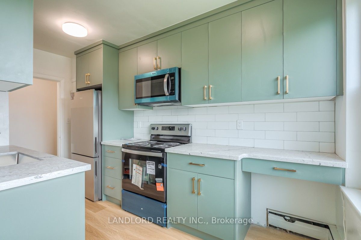 111 Craydon Road 201 Property Photo 1