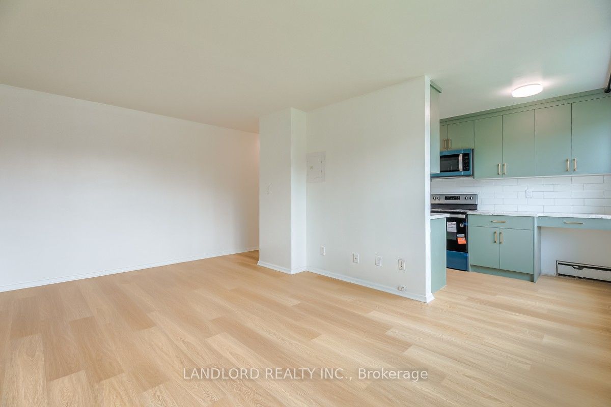 111 Craydon Road 201 Property Photo 5