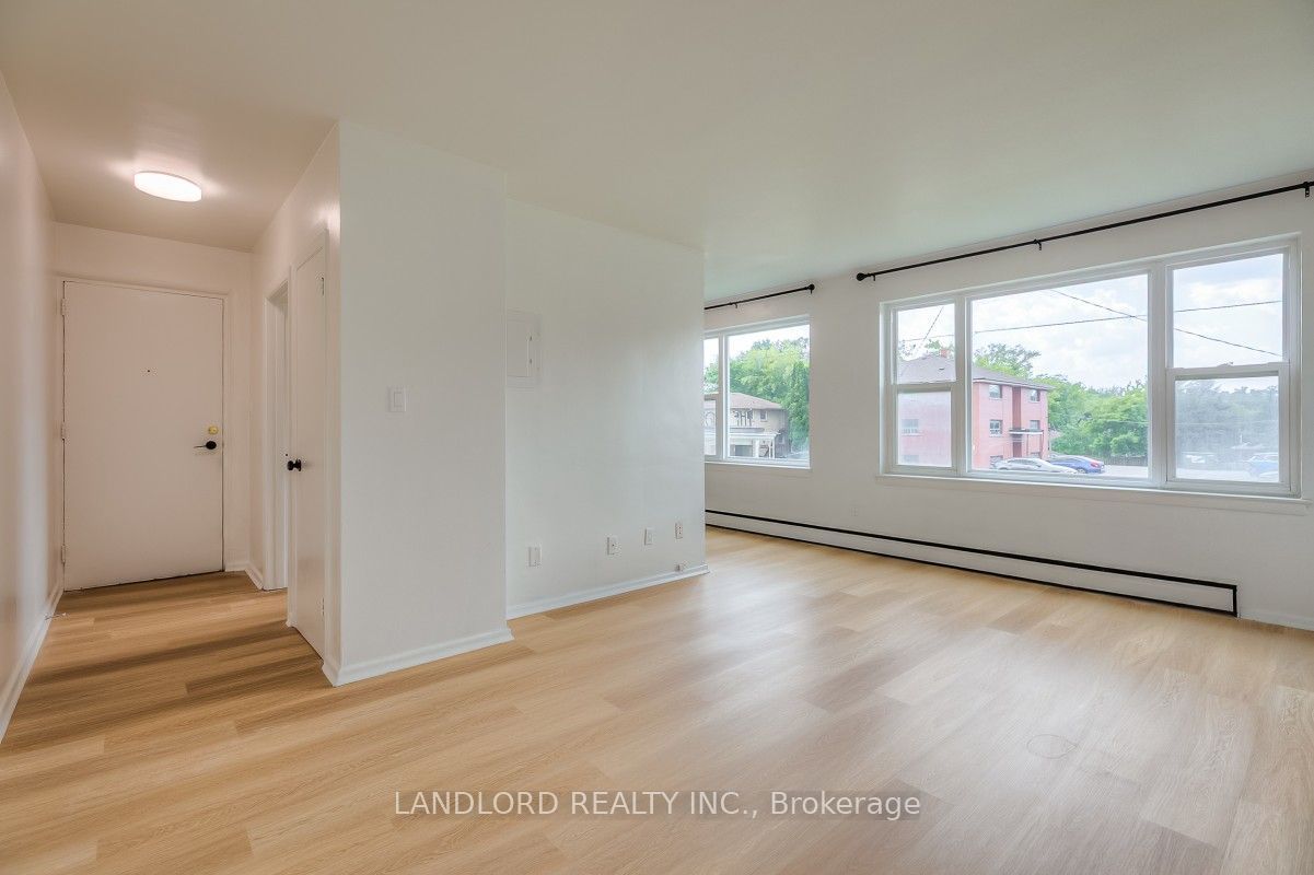 111 Craydon Road 201 Property Photo 8