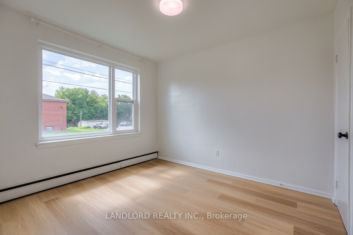 111 Craydon Road 201 Property Photo 13