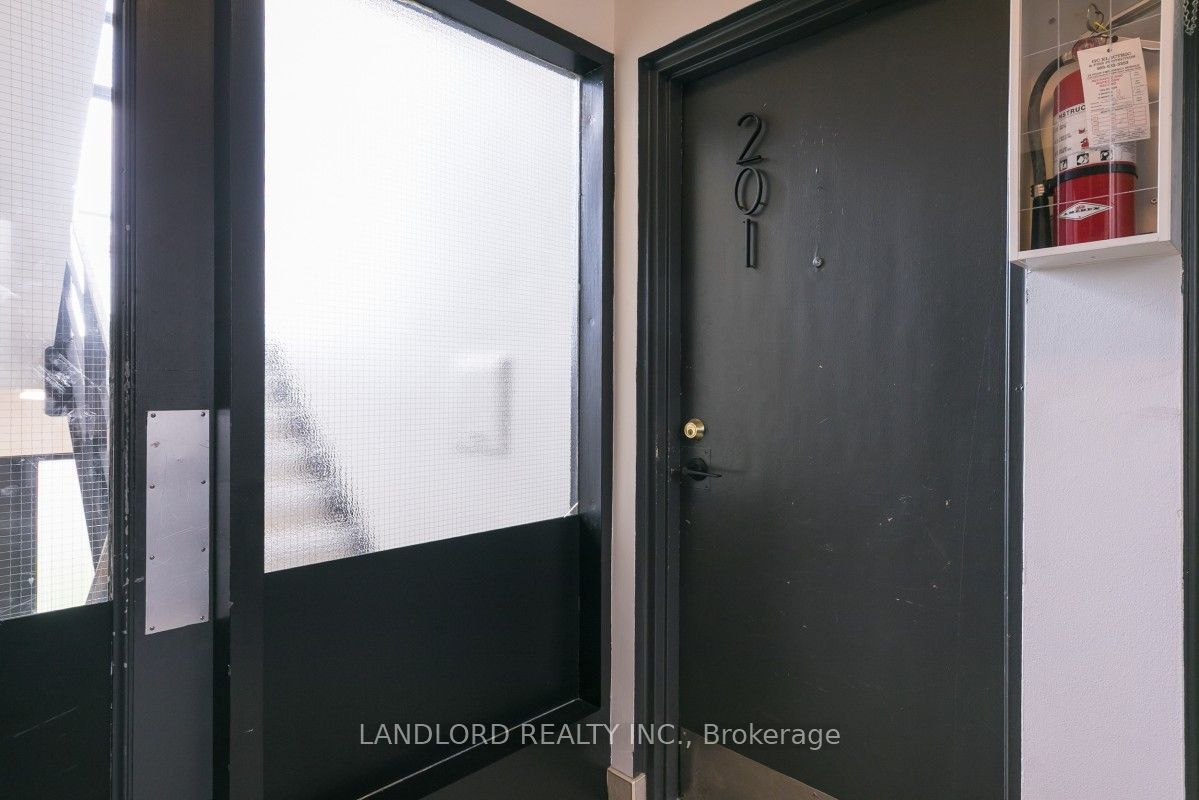 111 Craydon Road 201 Property Photo 17