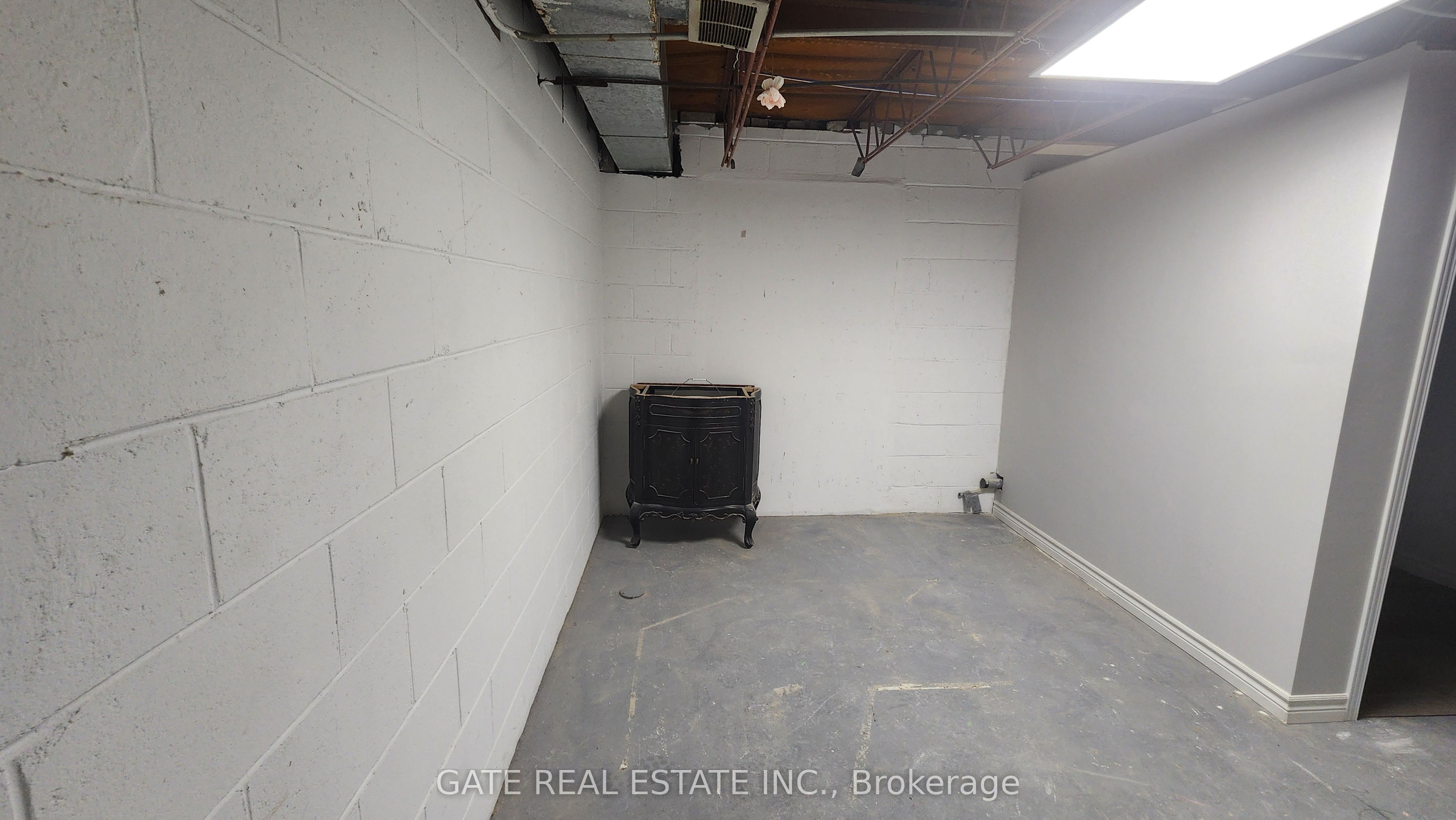 1183 Brimley Road Property Photo 22