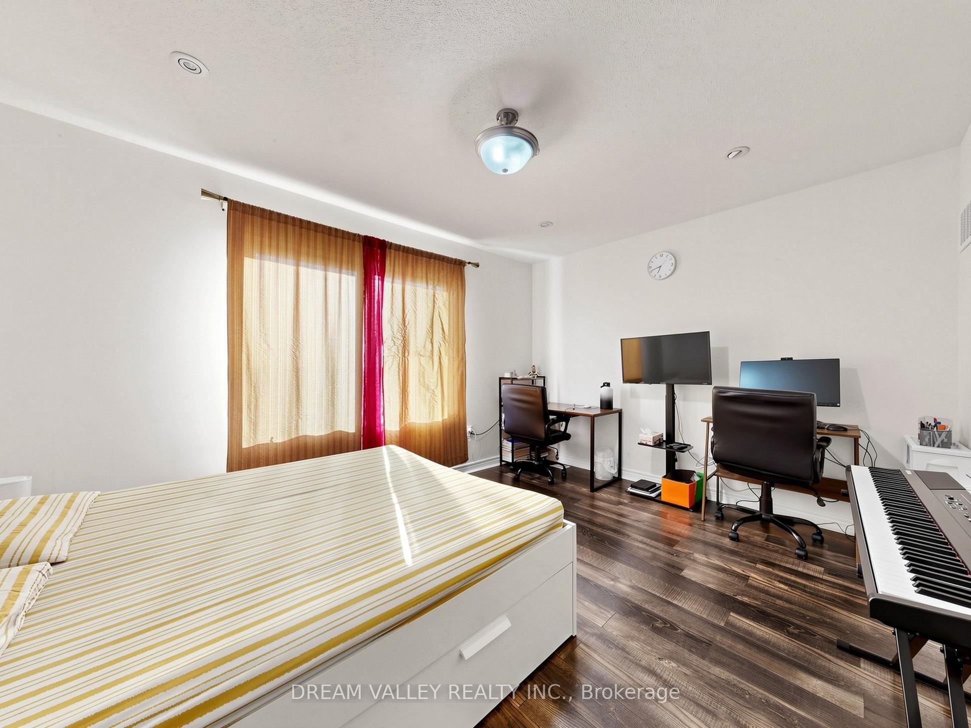 8 Zezel Way Property Photo 18
