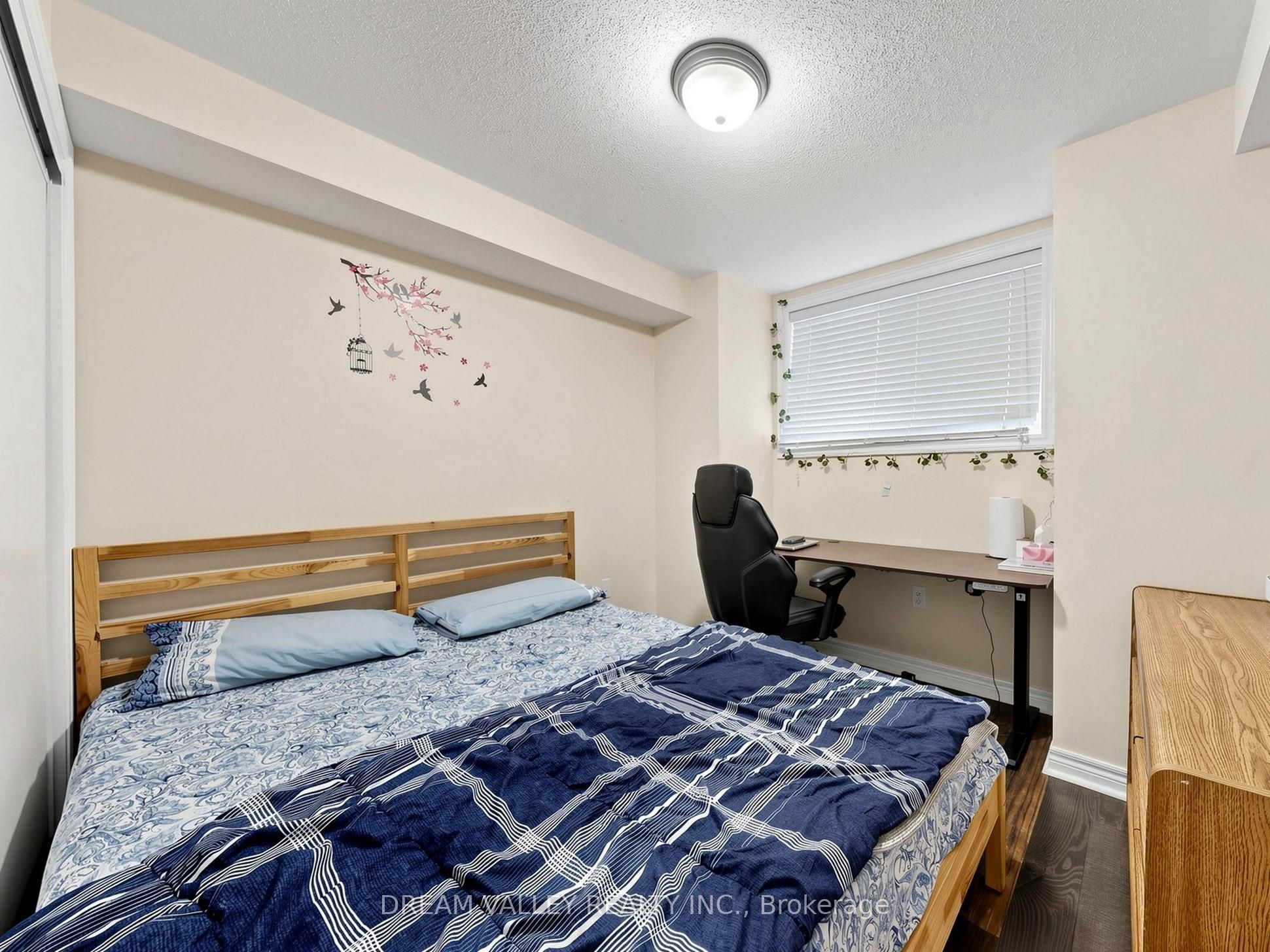 8 Zezel Way Property Photo 22