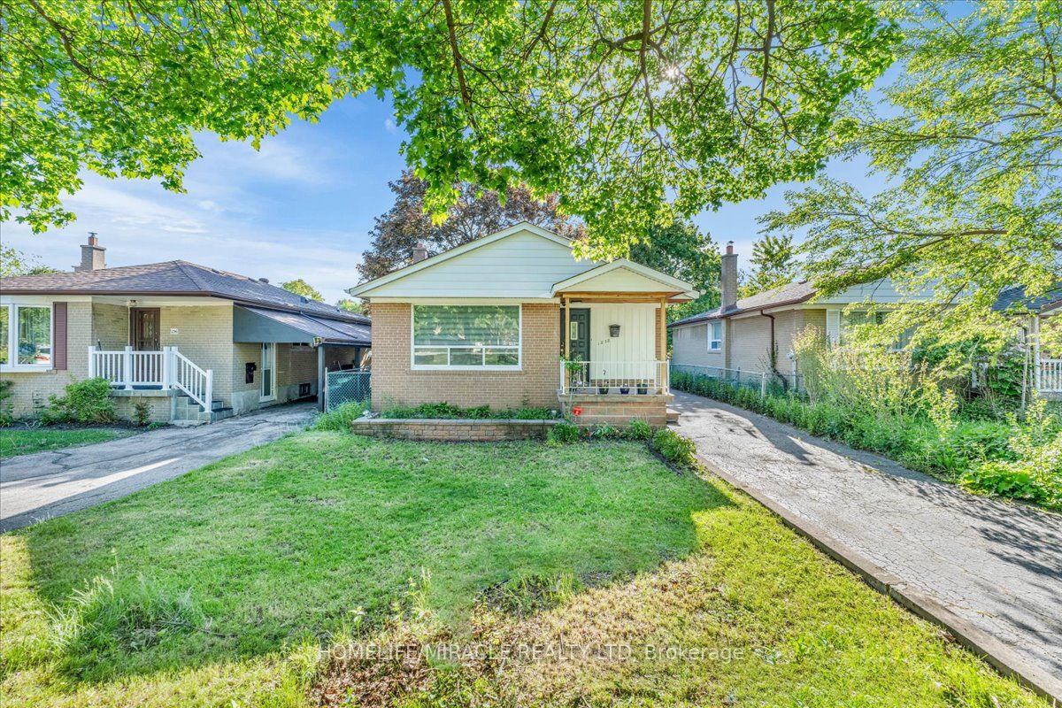 1238 Pharmacy Avenue Property Photo 1