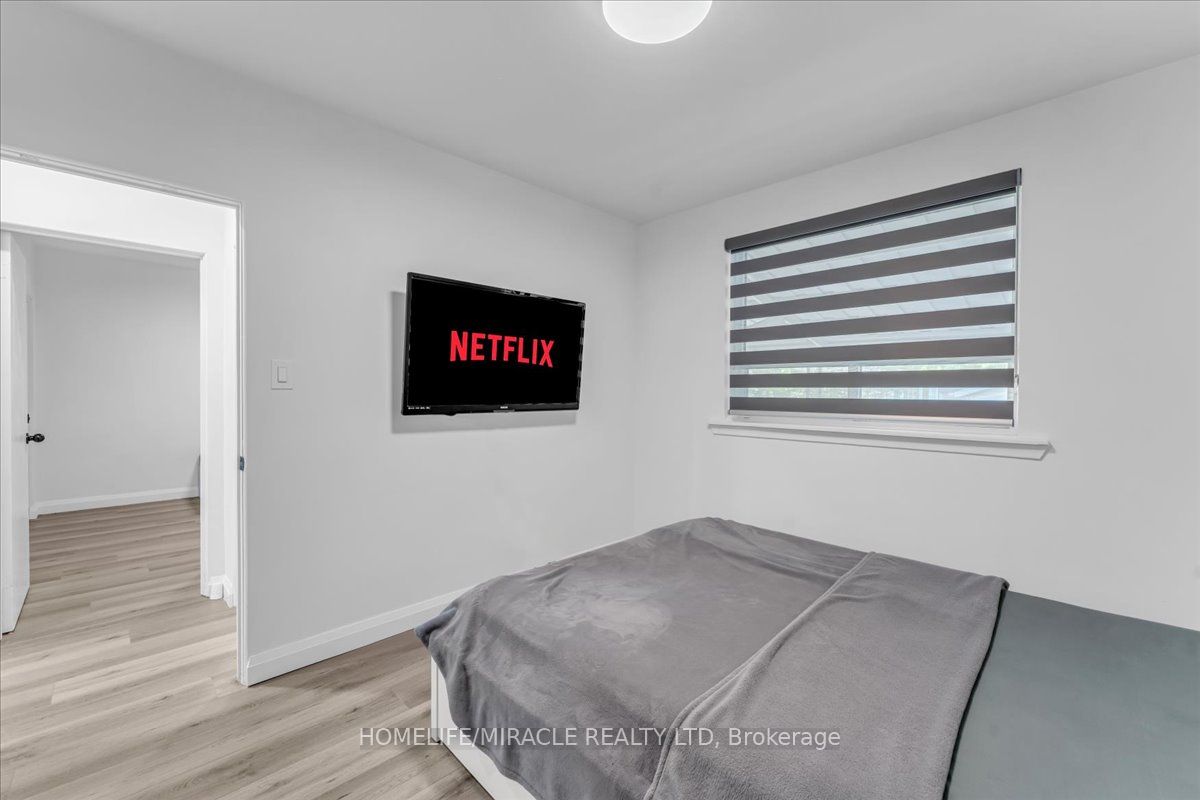 1238 Pharmacy Avenue Property Photo 12