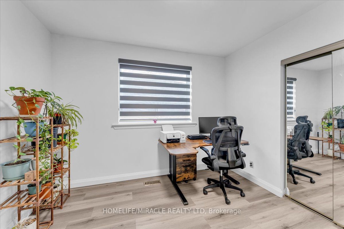 1238 Pharmacy Avenue Property Photo 16