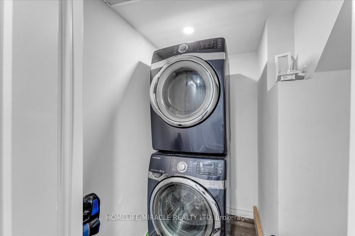 1238 Pharmacy Avenue Property Photo 22