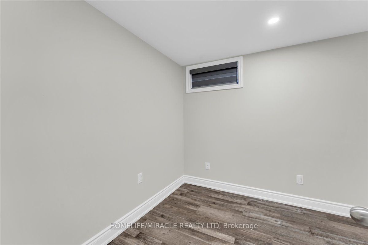 1238 Pharmacy Avenue Property Photo 26