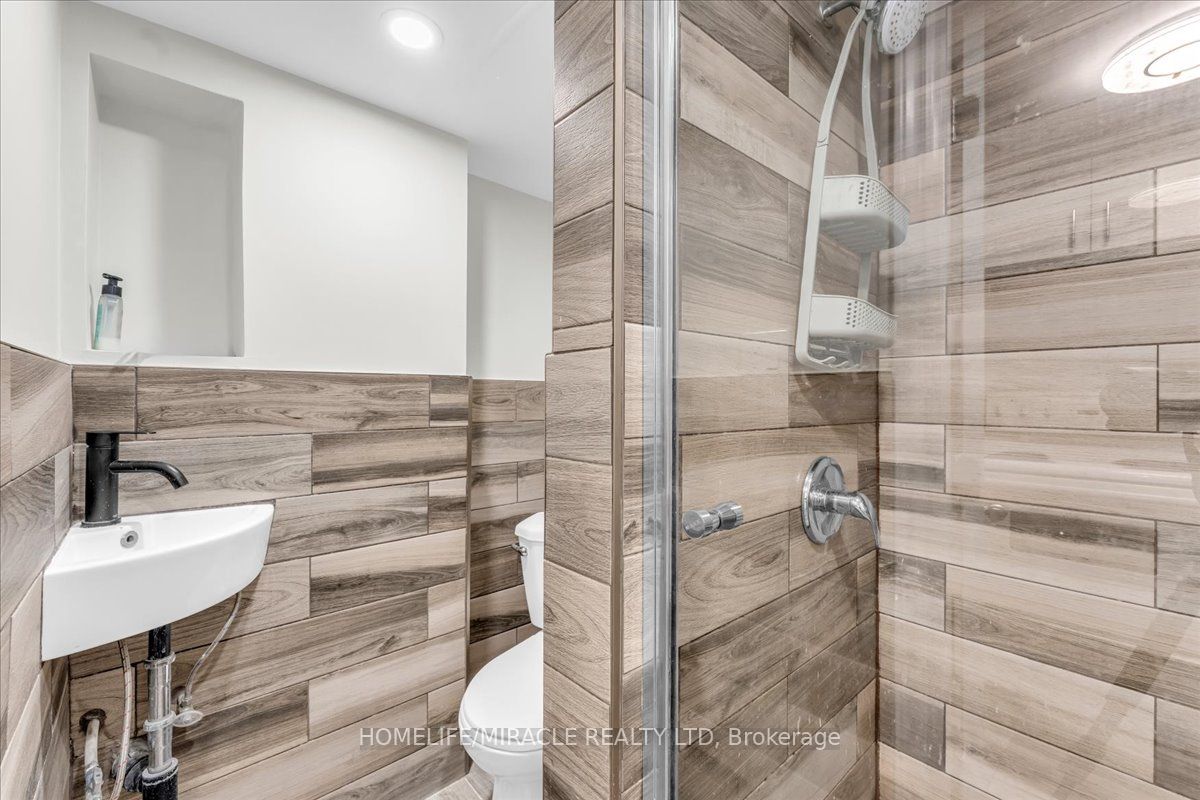 1238 Pharmacy Avenue Property Photo 28