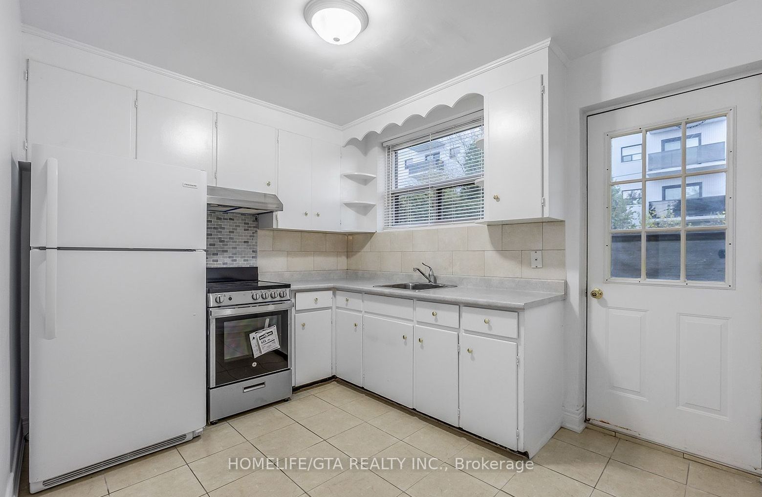 349 Frontenac Avenue 3 Property Photo 7