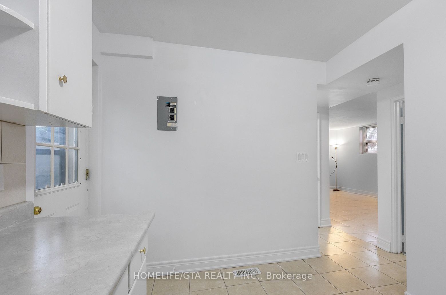 349 Frontenac Avenue 3 Property Photo 10