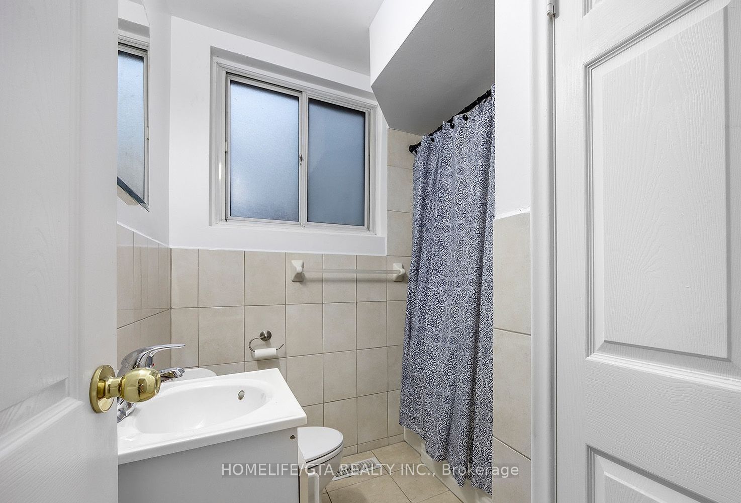 349 Frontenac Avenue 3 Property Photo 16
