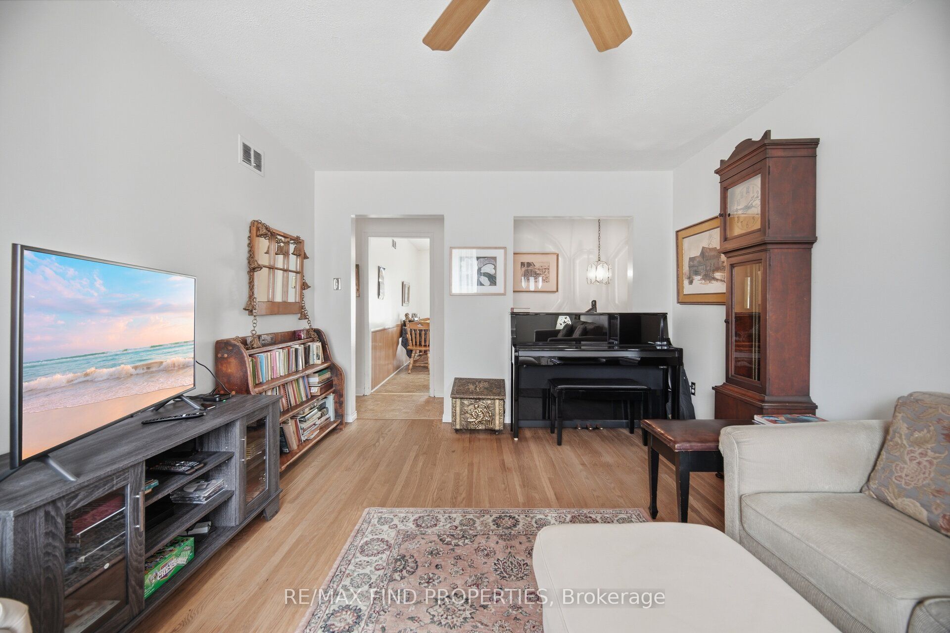 36 Pinegrove Avenue Property Photo 10