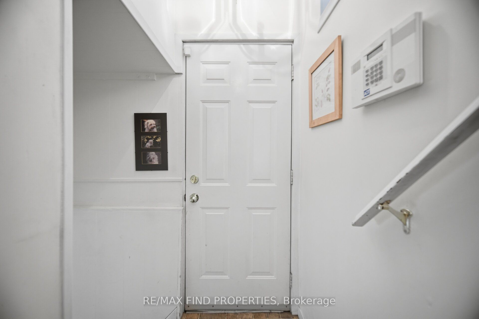 36 Pinegrove Avenue Property Photo 25