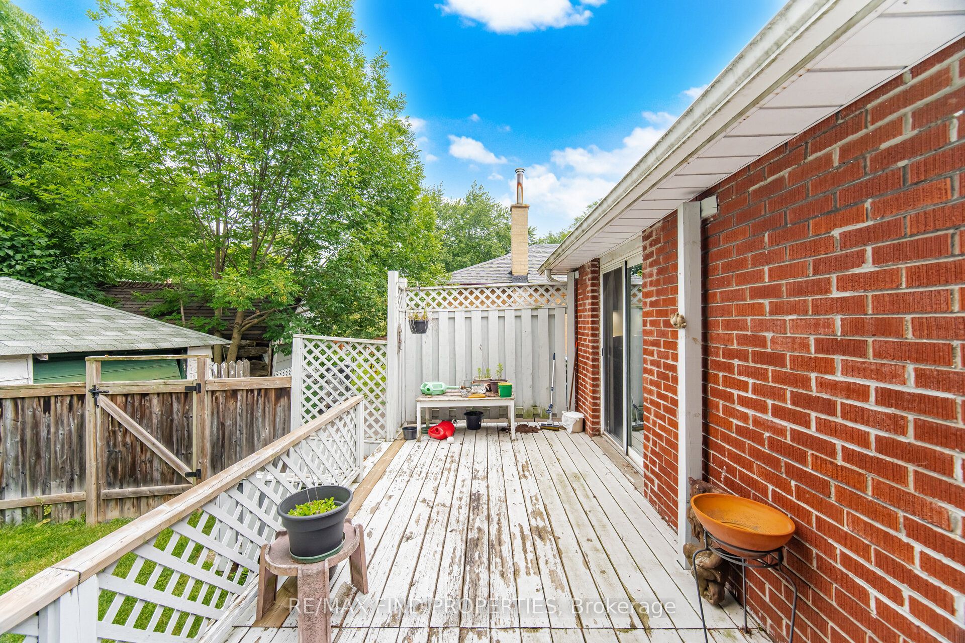 36 Pinegrove Avenue Property Photo 29