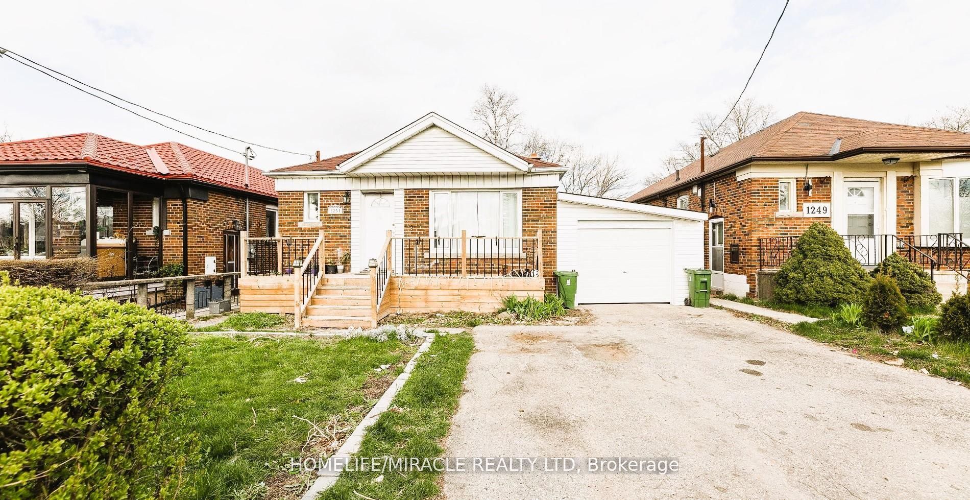 1251 Warden Avenue Bsmt Property Photo 1