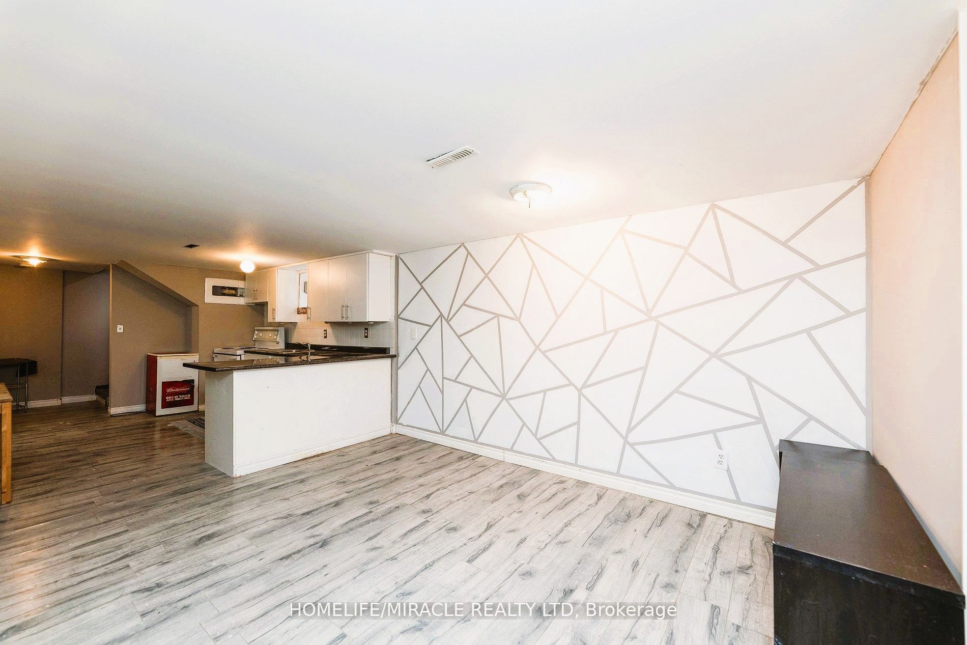 1251 Warden Avenue Bsmt Property Photo 4