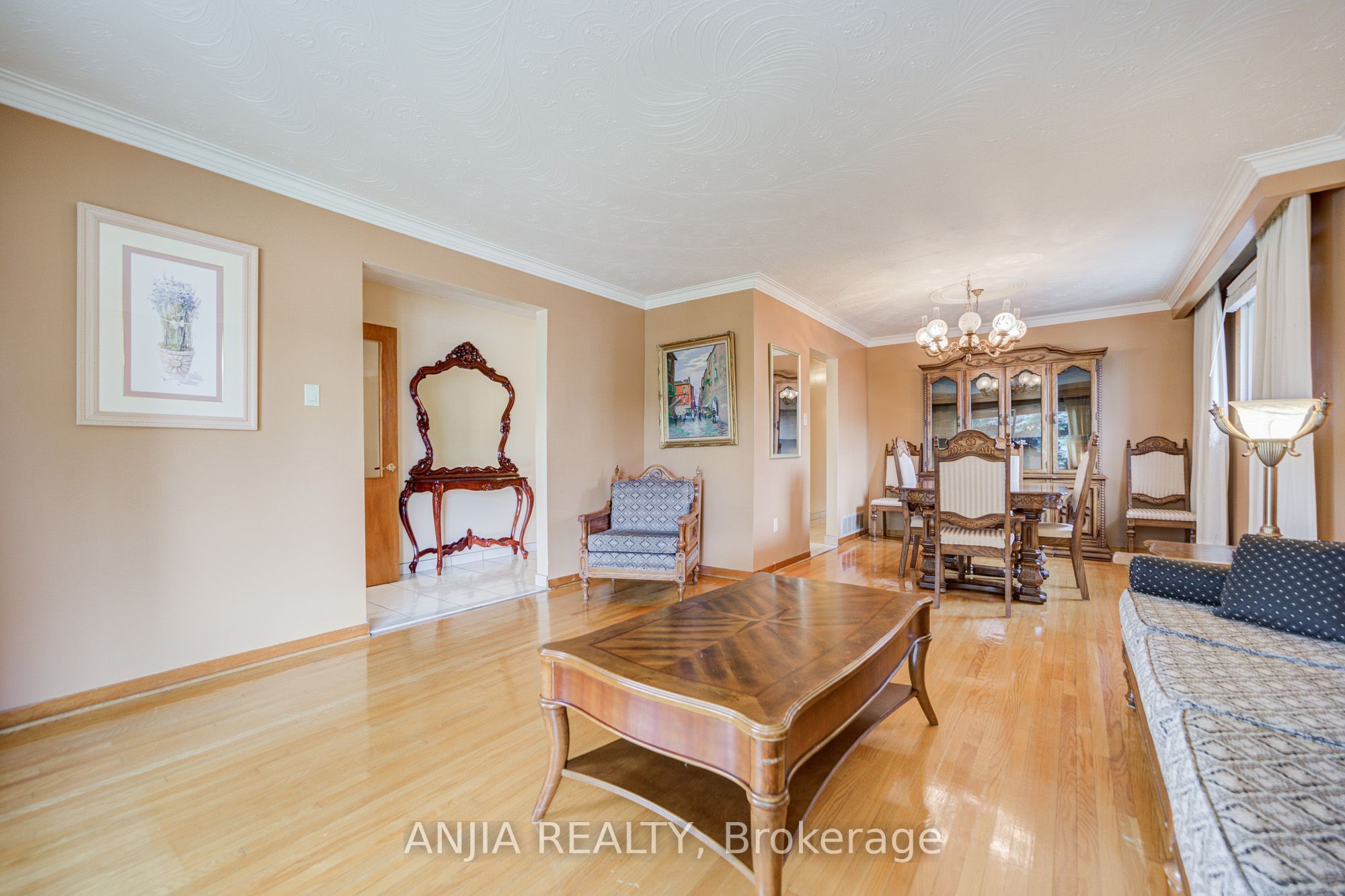 5 Brantford Drive Property Photo 11