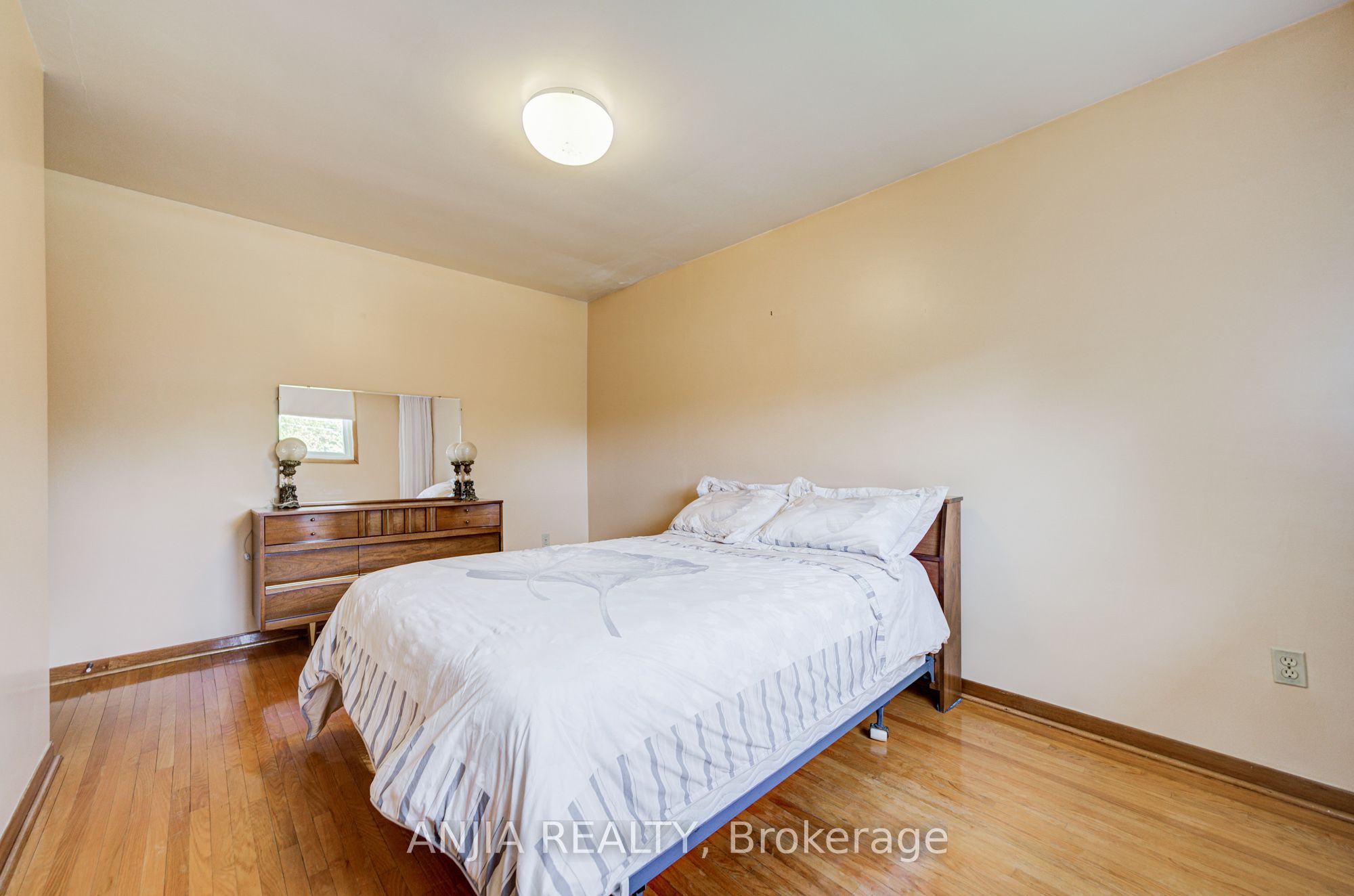 5 Brantford Drive Property Photo 26