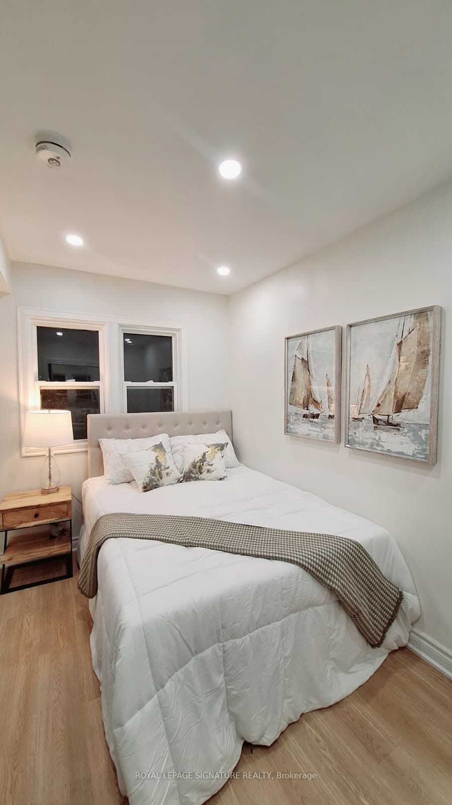 377 Adelaide Avenue W Property Photo 12