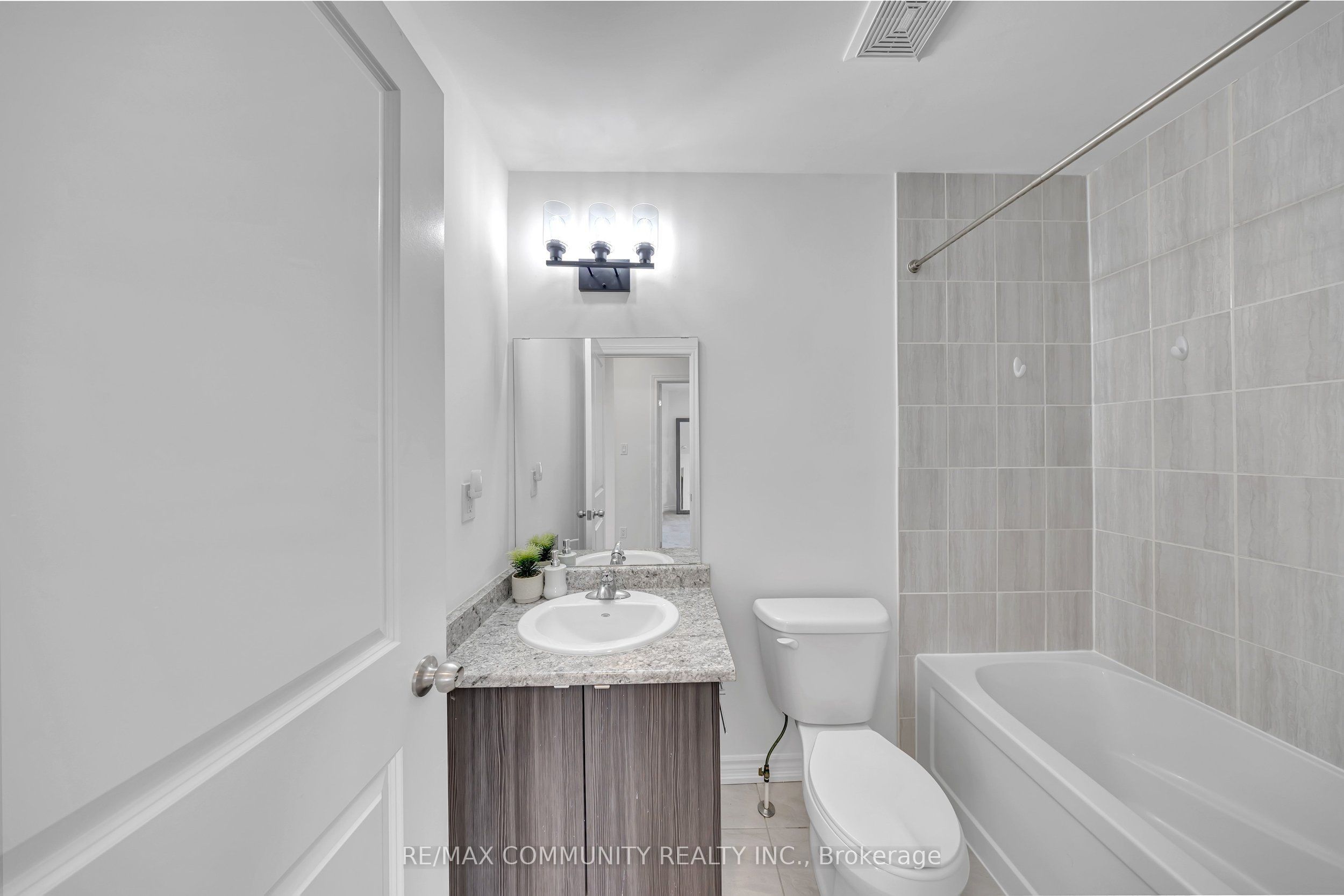 1761 Rex Heath Drive Property Photo 21