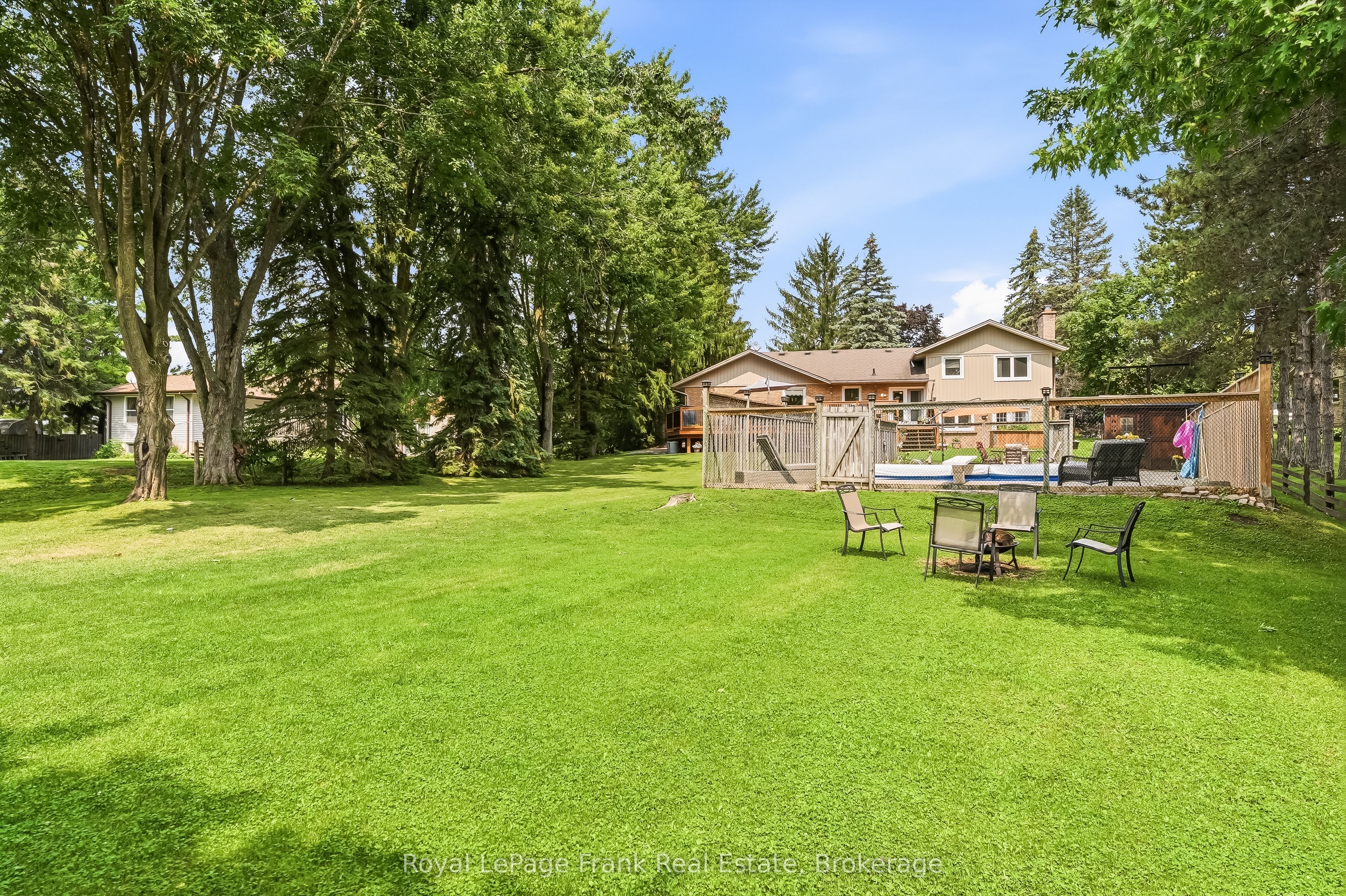32 Jacobsen Boulevard Property Photo 43