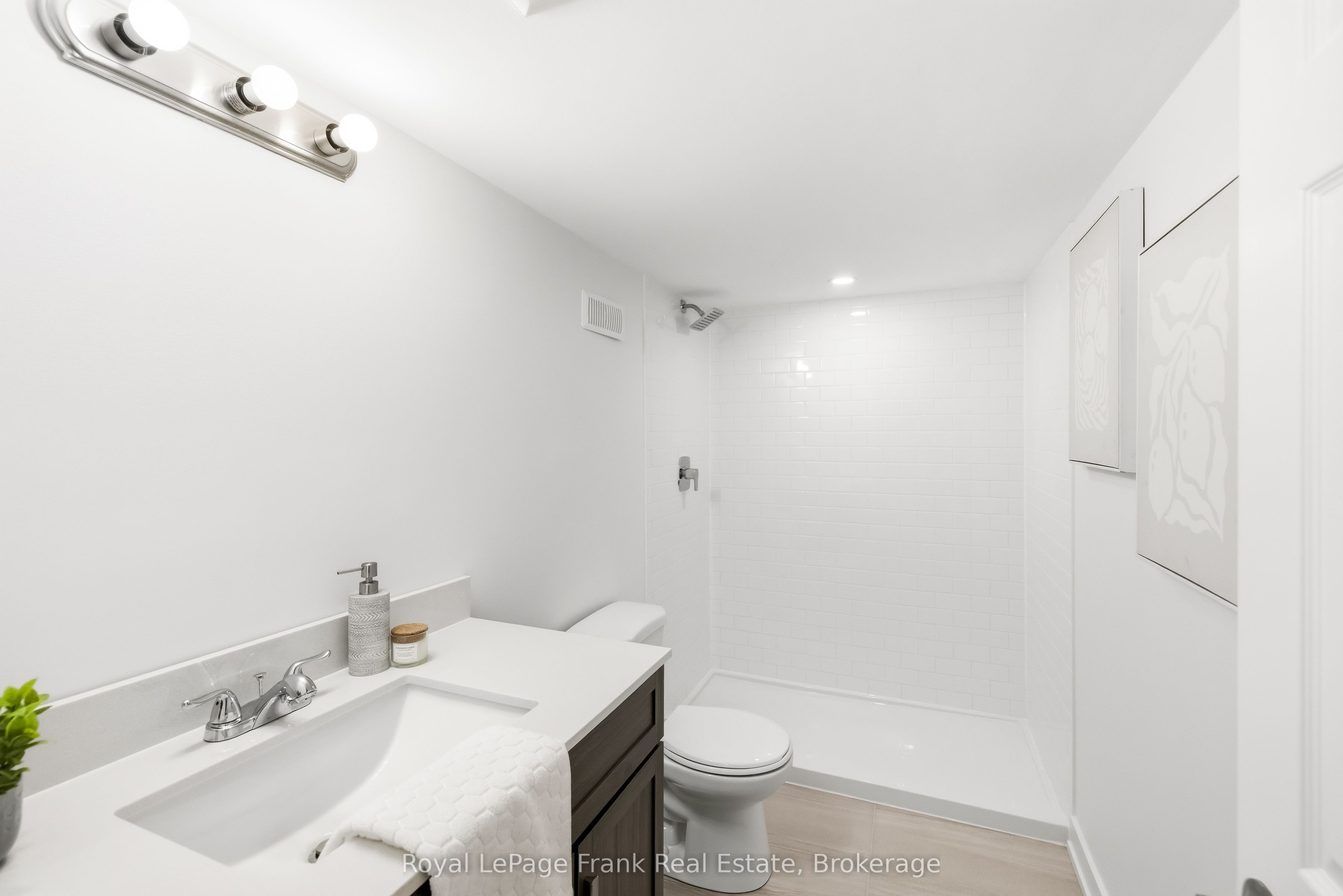 63 Pine Gate Place Property Photo 44