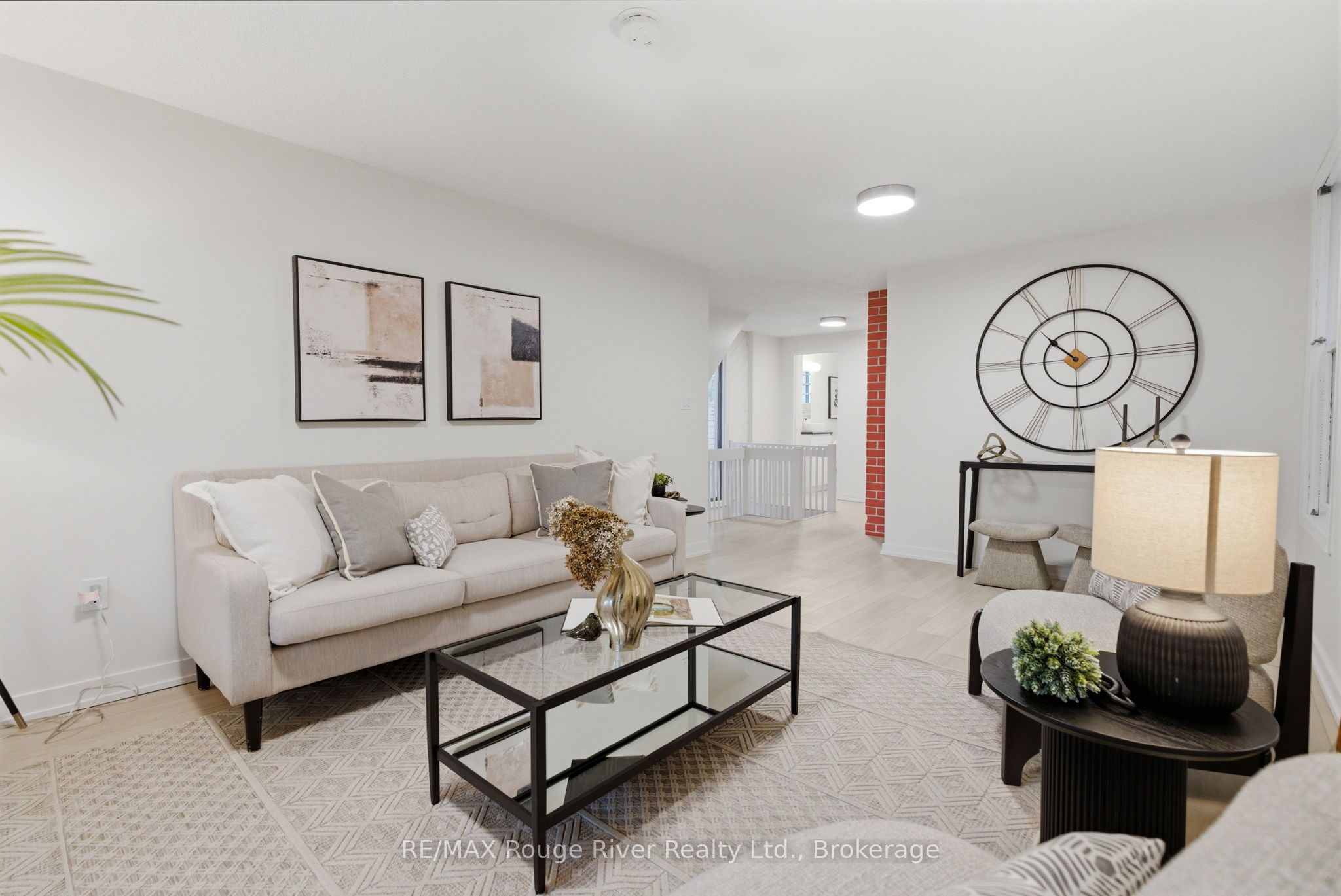 7 Heyworth Crescent Property Photo 6