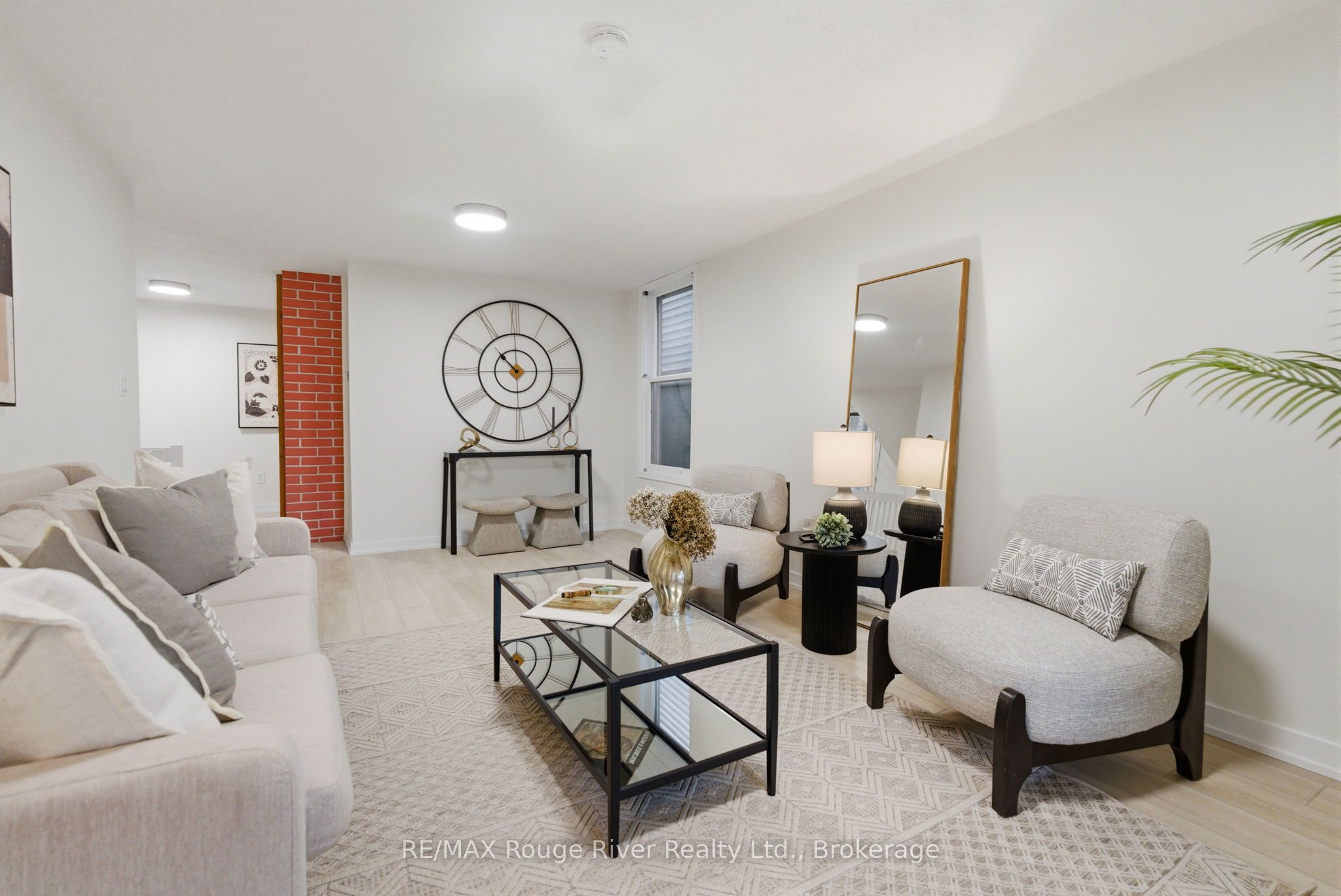 7 Heyworth Crescent Property Photo 7