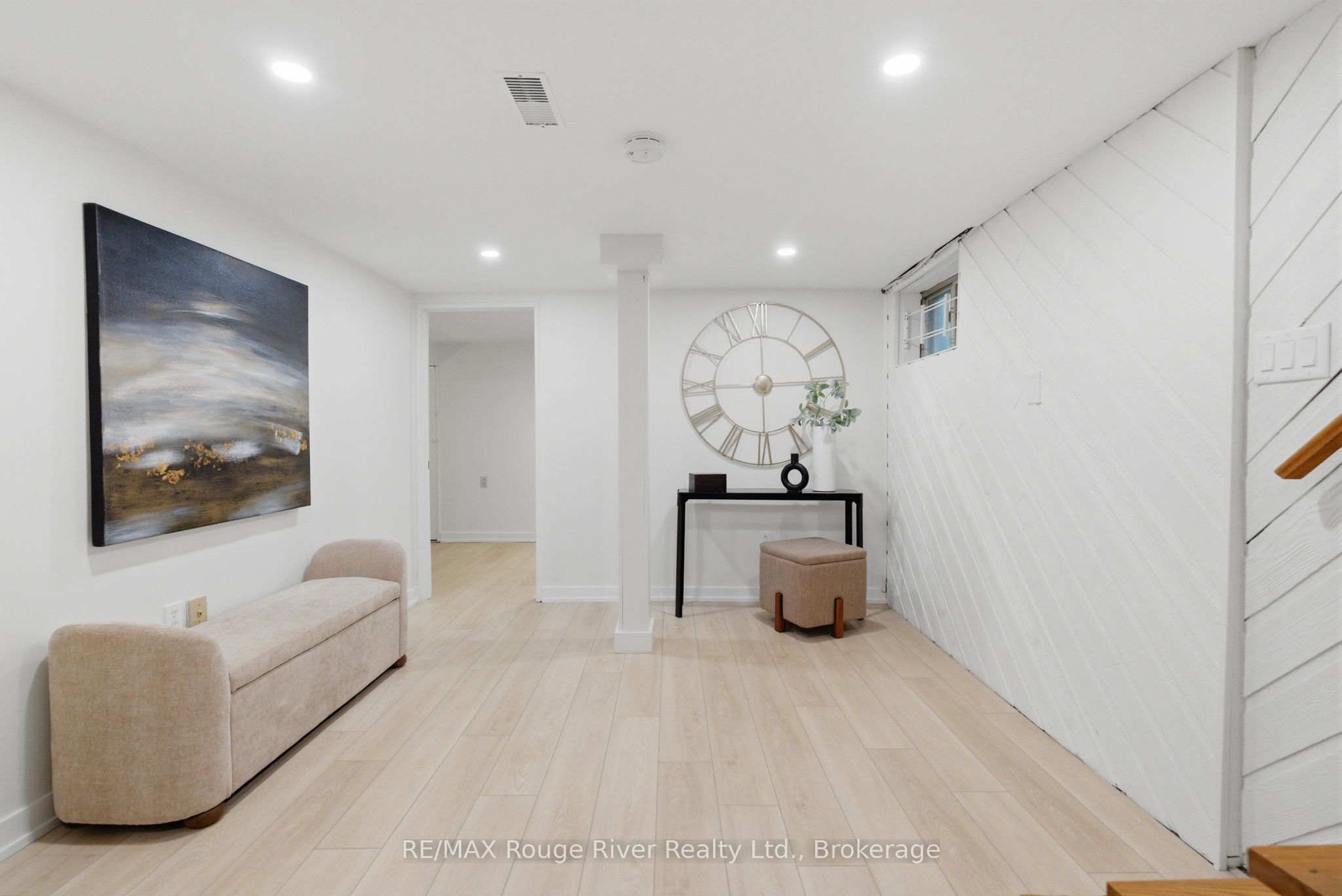 7 Heyworth Crescent Property Photo 15