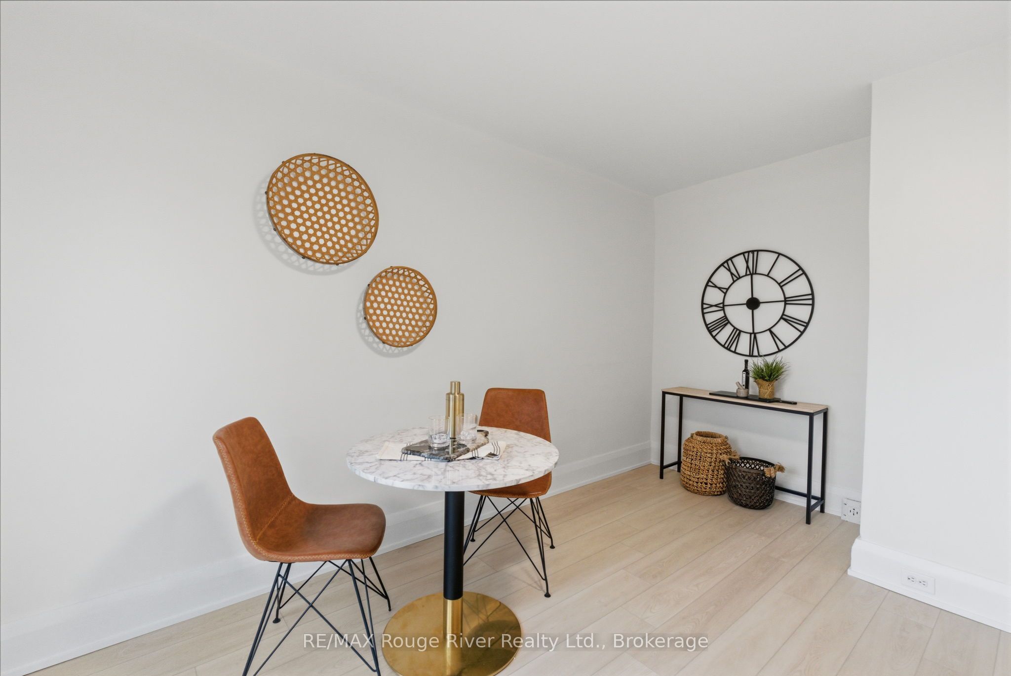 7 Heyworth Crescent Property Photo 30