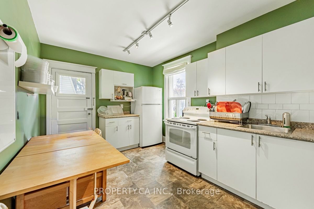 133 Drayton Avenue Property Photo 6
